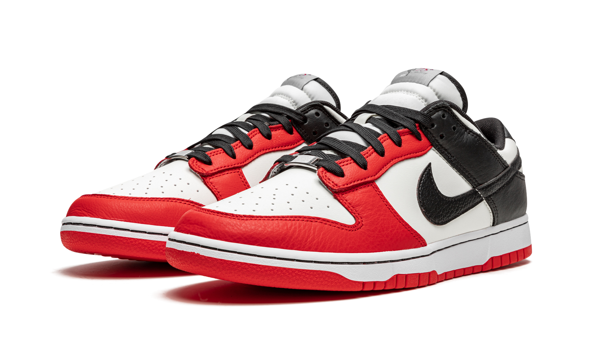 Nike Dunk Low EMB NBA 75th Anniversary Chicago - resellguru.app