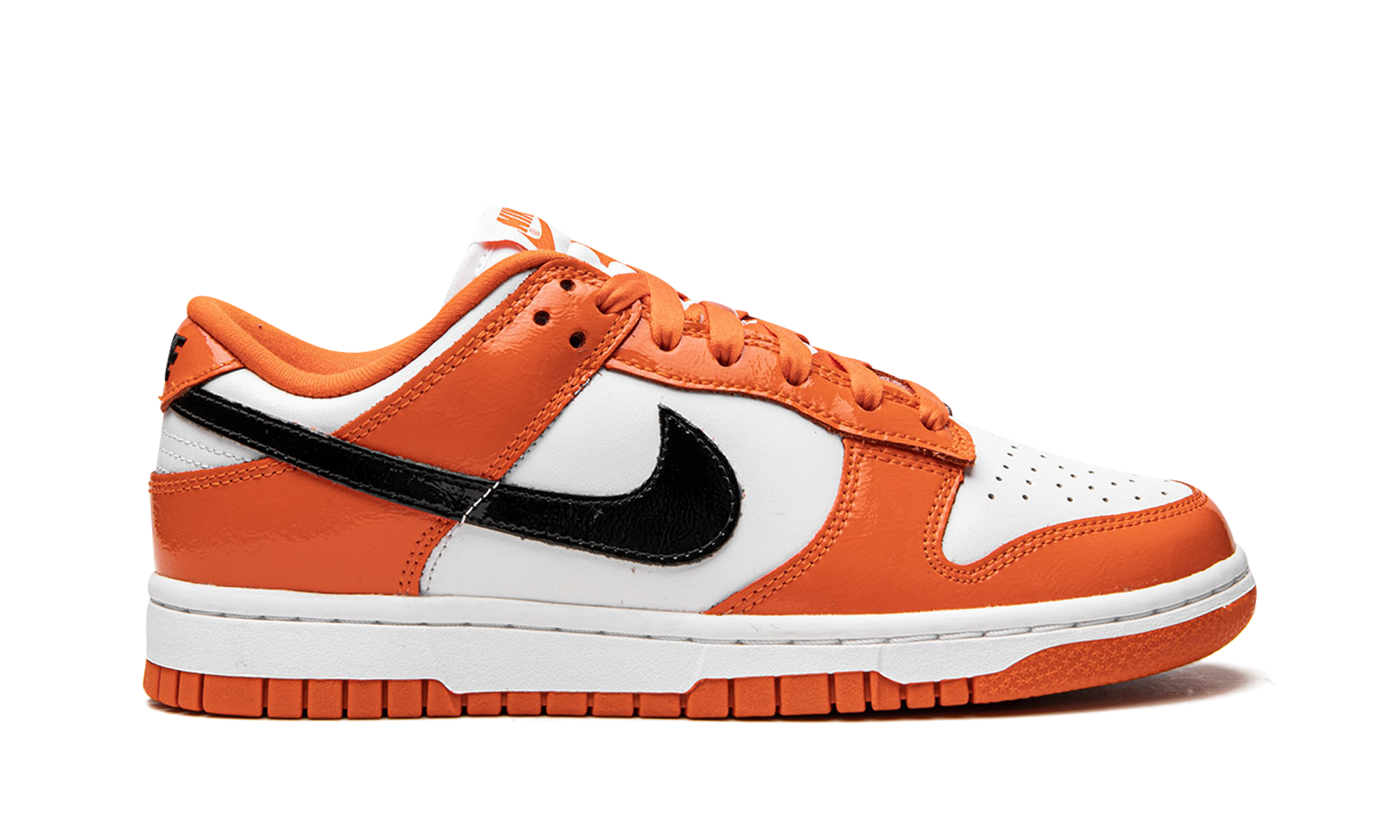 Nike Dunk Low Patent Halloween (2022) - resellguru.app
