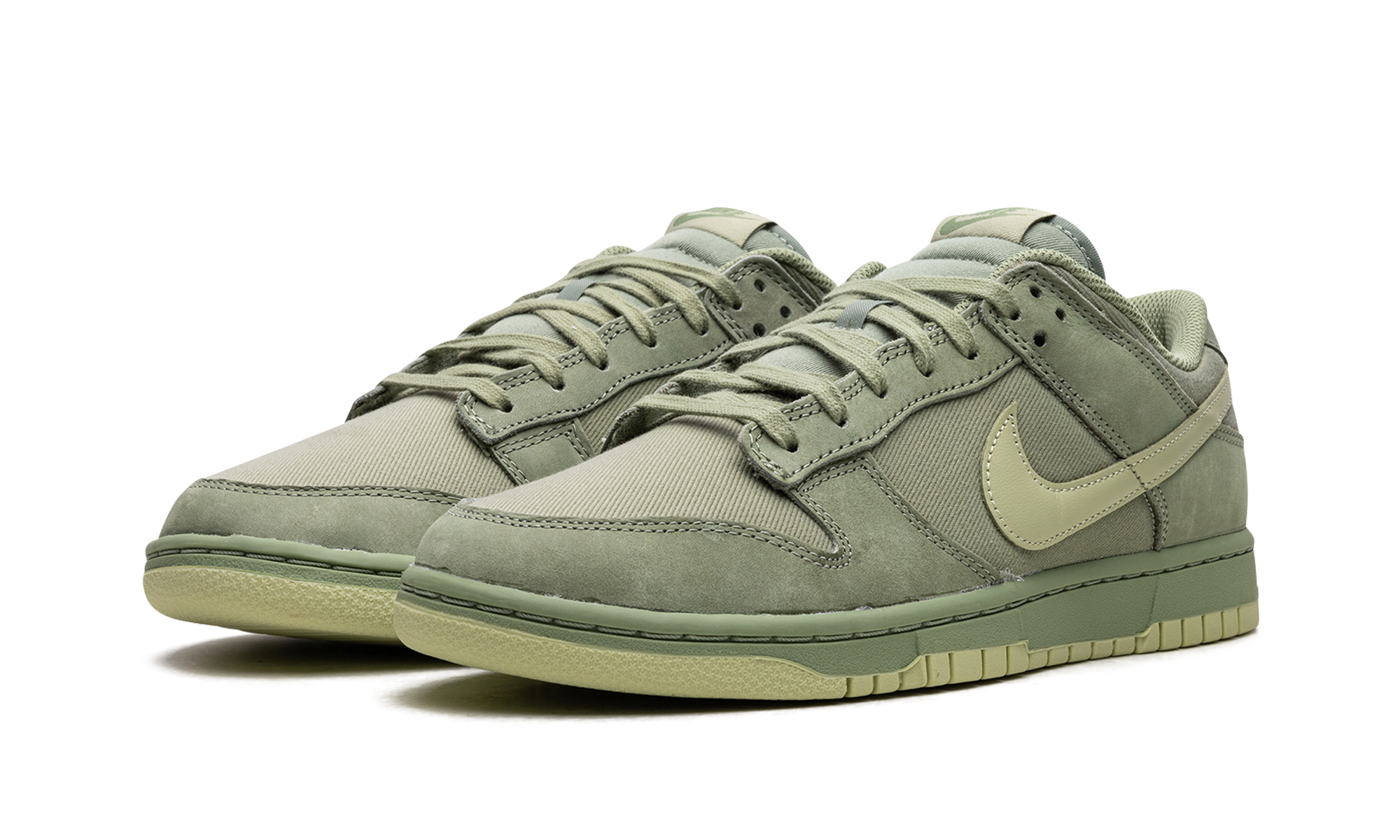 Nike Dunk Low Retro Premium Oil Green Olive Aura - resellguru.app