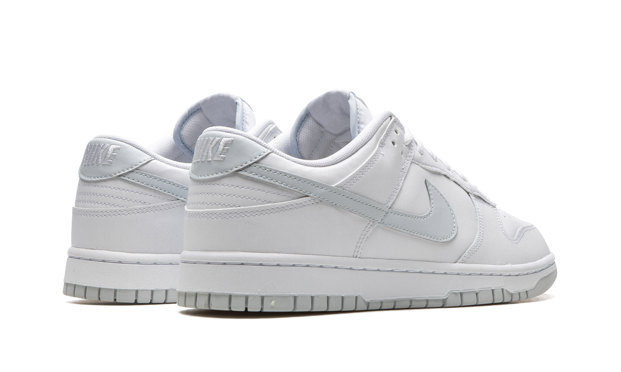 Nike Dunk Low Retro White Pure Platinum - resellguru.app