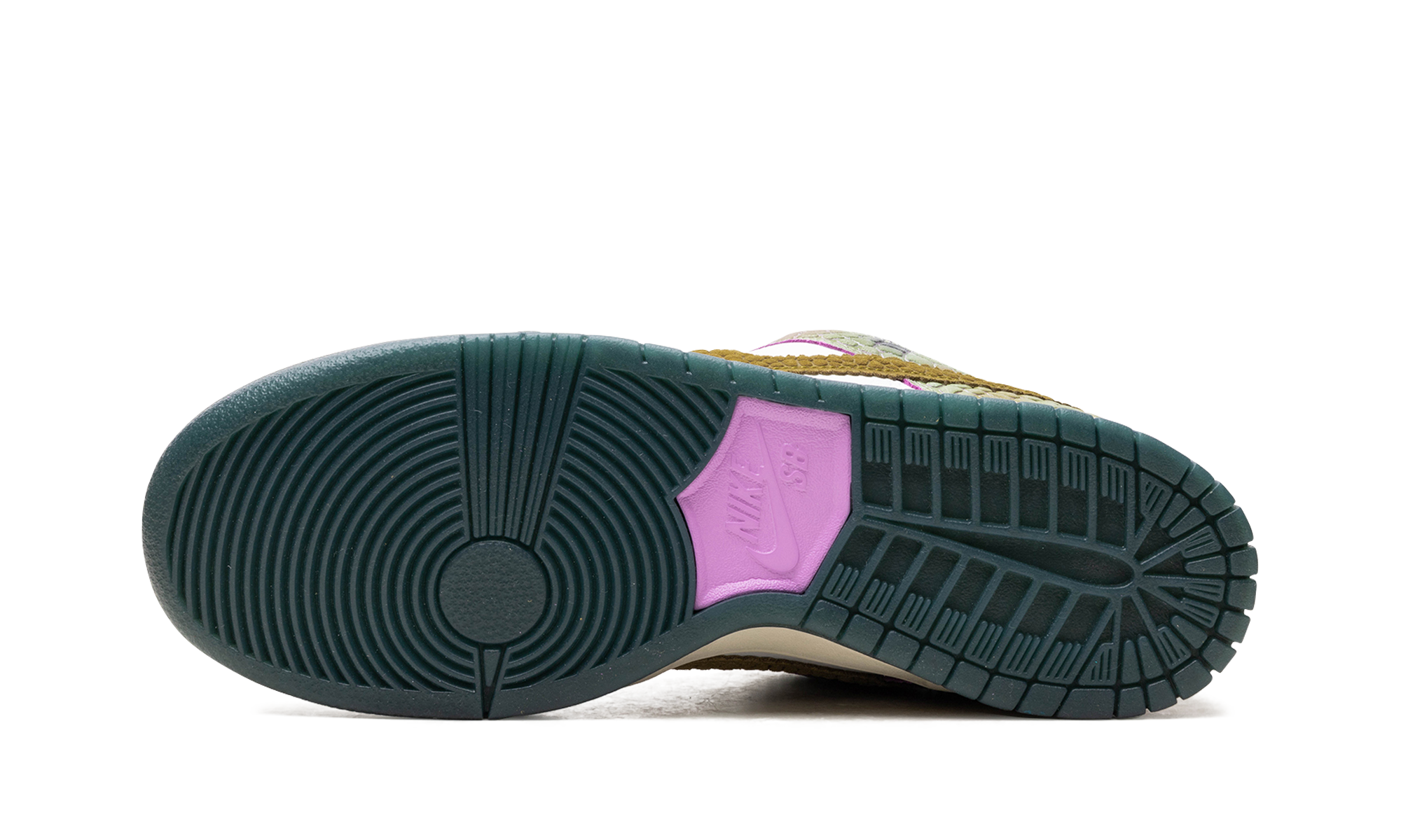 Nike SB Dunk Low Alexis Sablone Chameleon - resellguru.app
