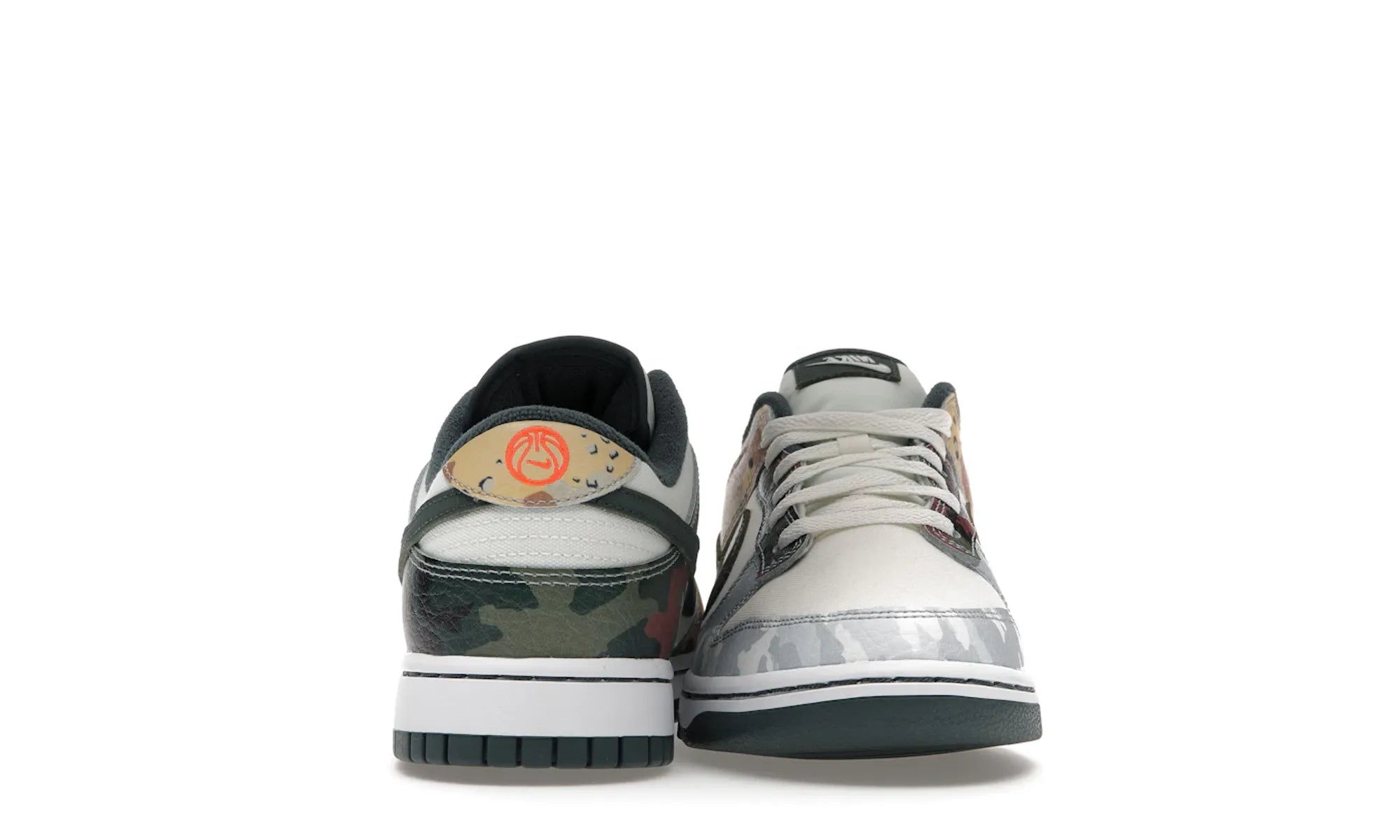 Nike Dunk Low SE Sail Multi-Camo - resellguru.app