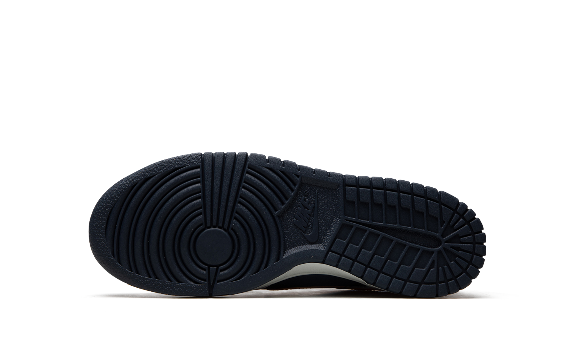 Nike Dunk Low SE Copper Swoosh - resellguru.app