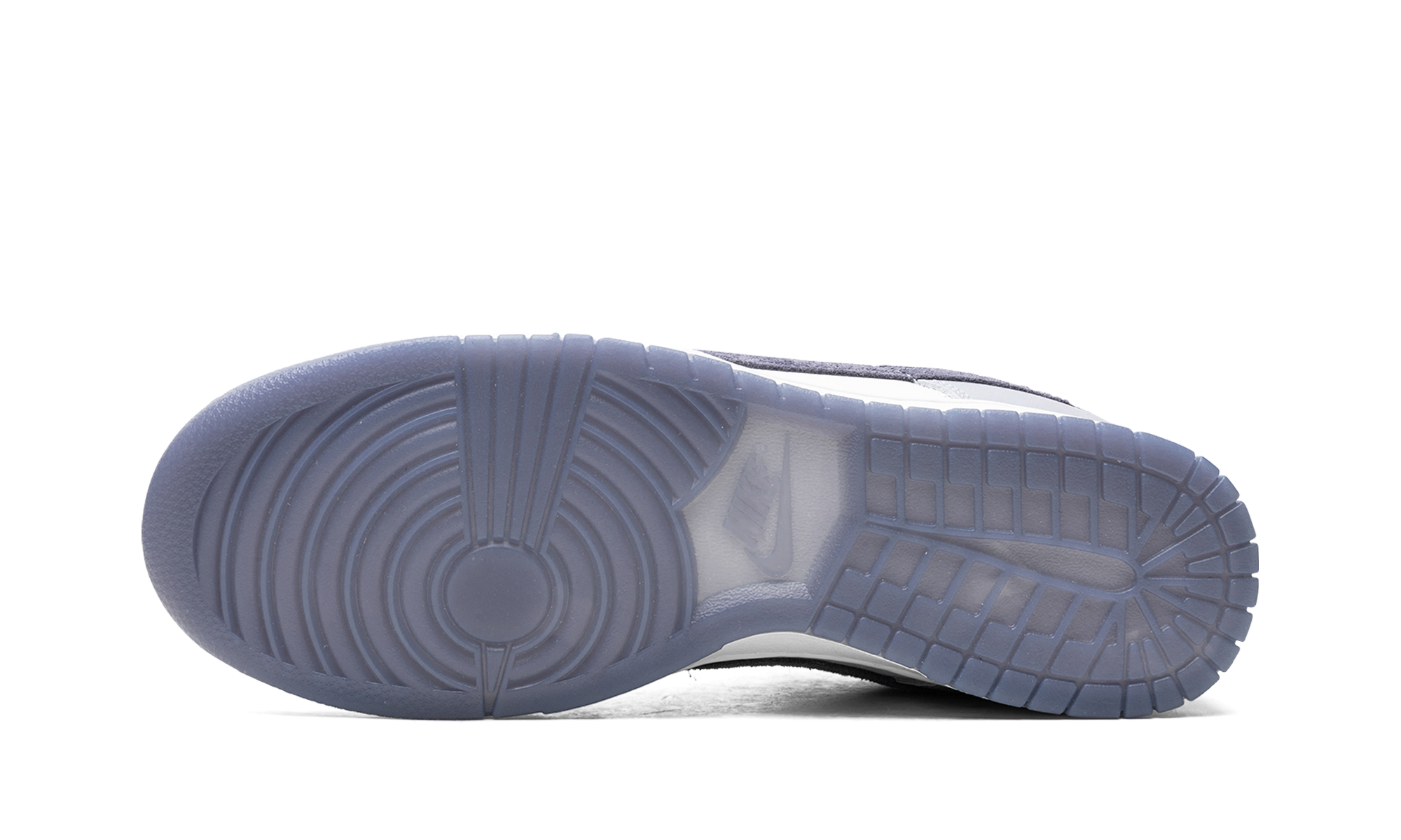 Nike Dunk Low SE Light Carbon - resellguru.app