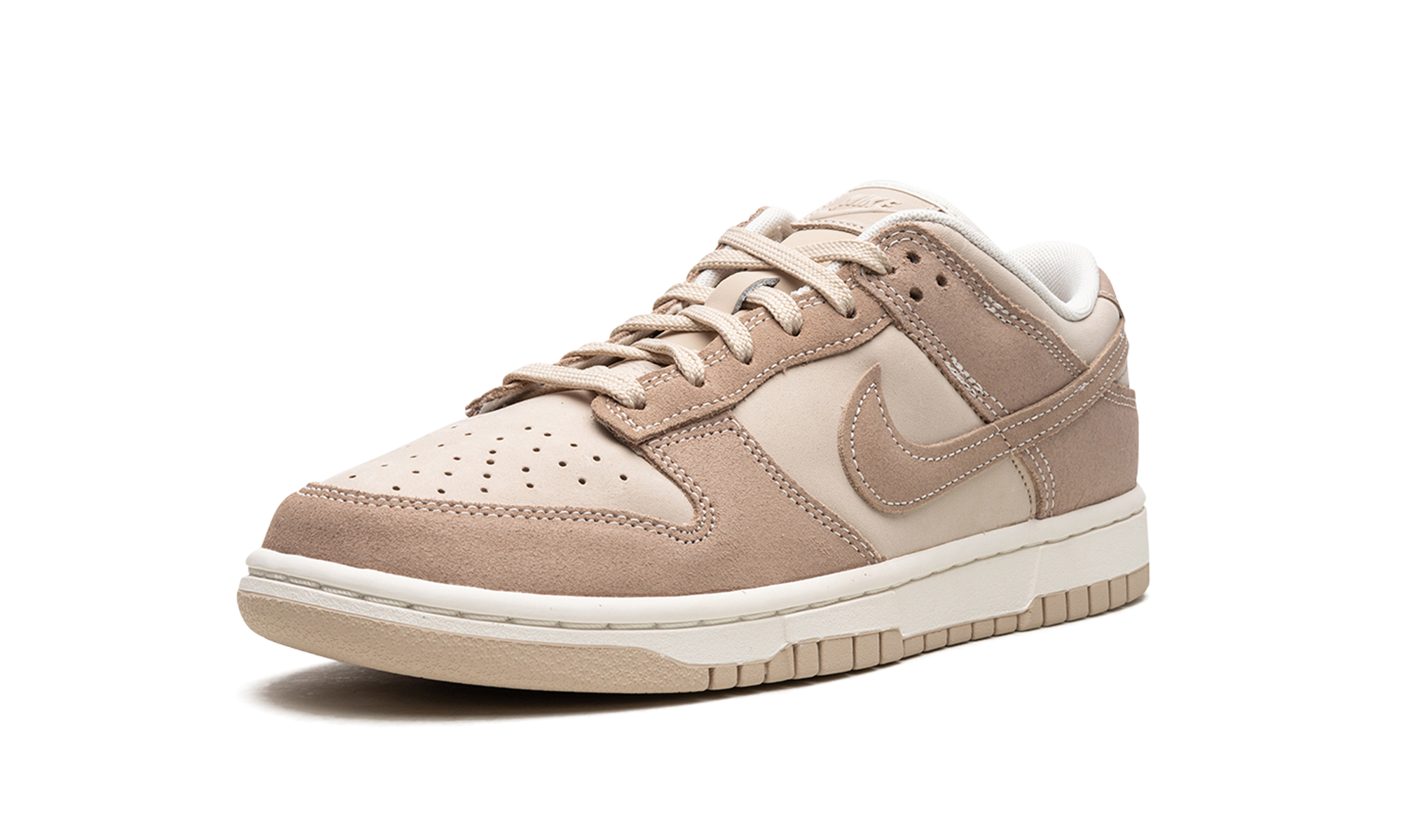 Nike Dunk Low SE Sanddrift - resellguru.app