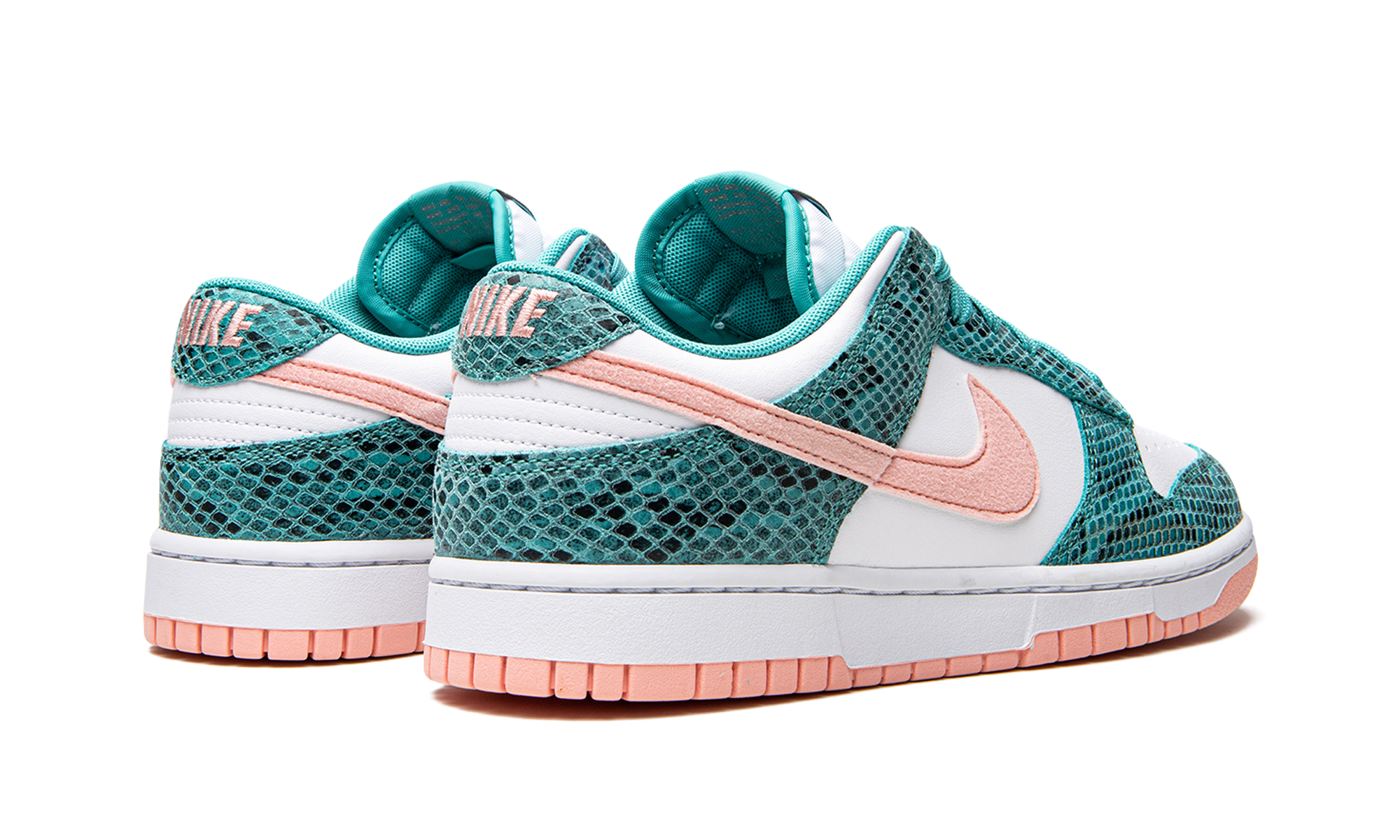 Nike Dunk Low Snakeskin Washed Teal Bleached Coral - resellguru.app