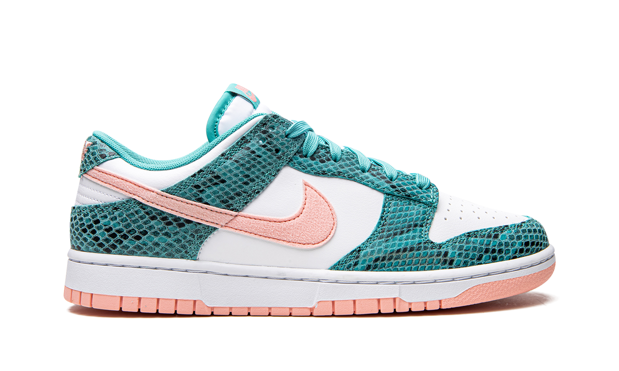 Nike Dunk Low Snakeskin Washed Teal Bleached Coral - resellguru.app