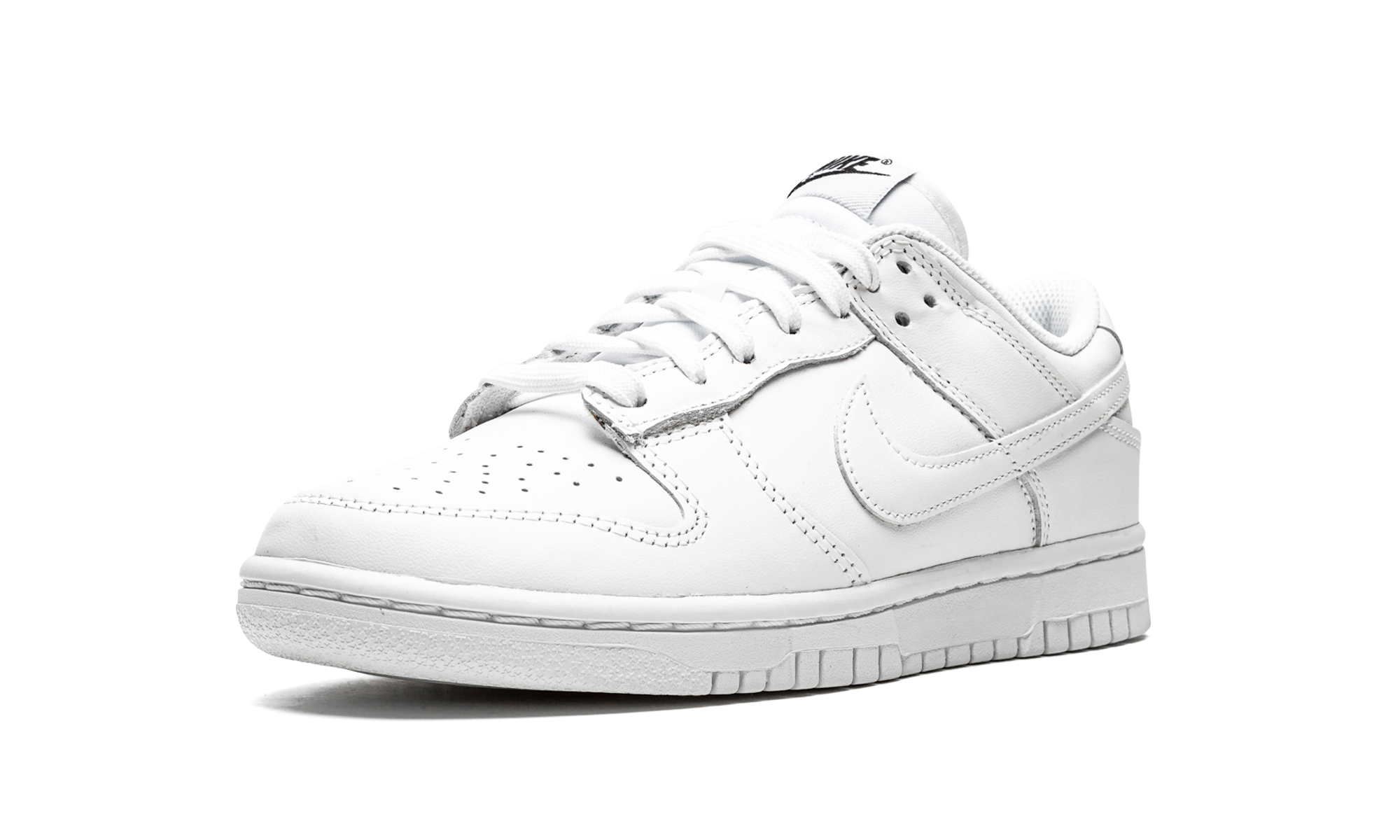 Nike Dunk Low Triple White (2021) - resellguru.app