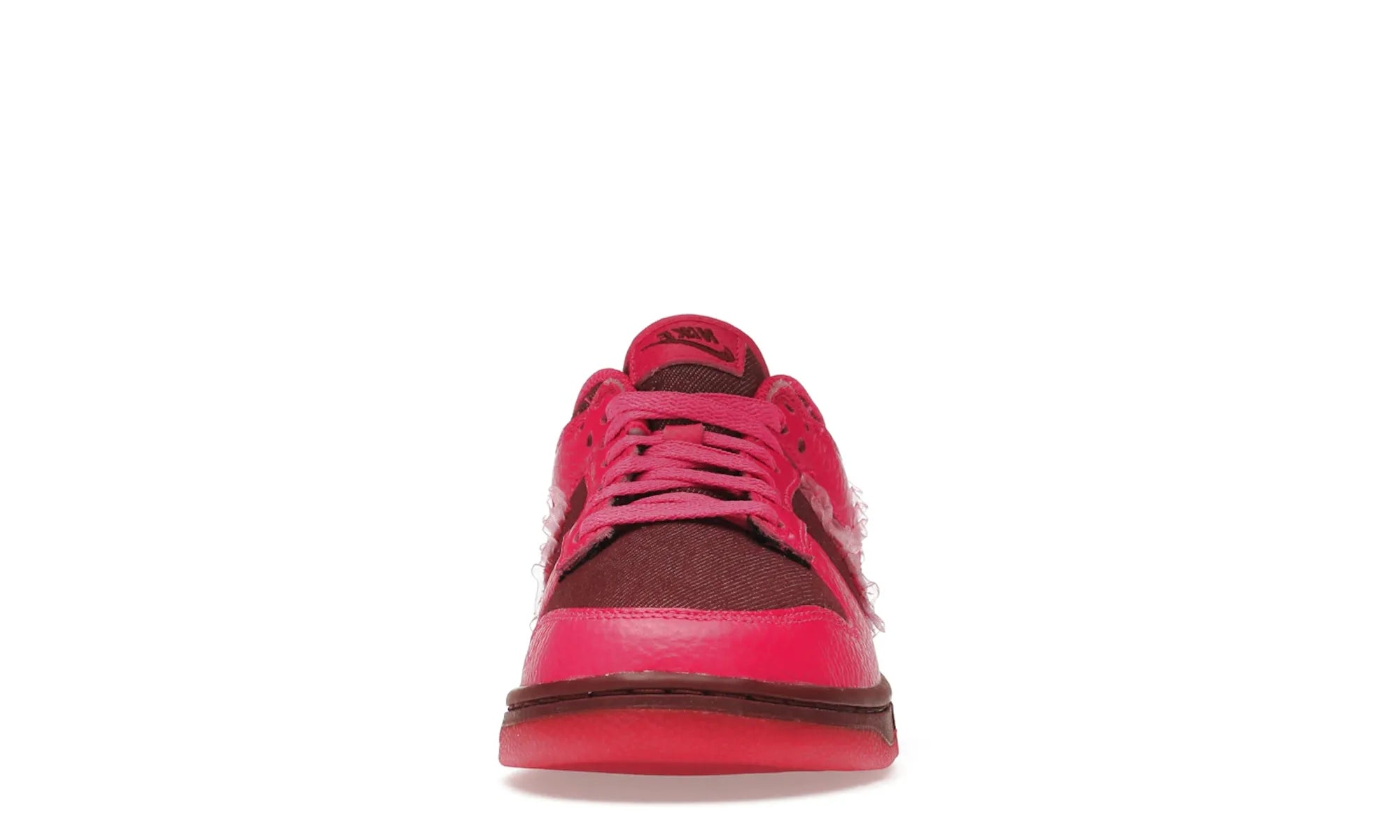 Nike Dunk Low Valentine's Day (2022) - resellguru.app