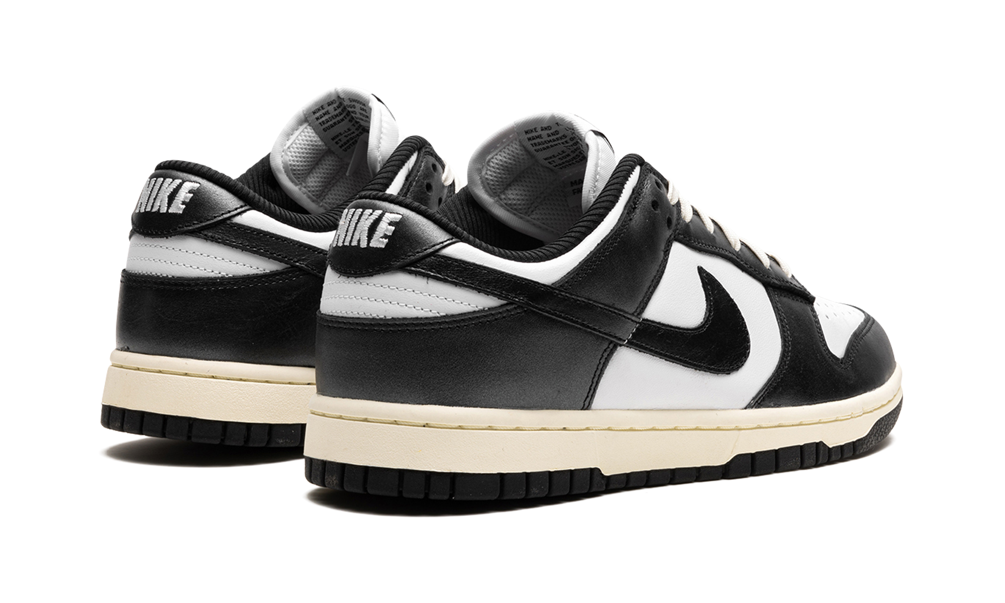 Nike Dunk Low Vintage Panda - resellguru.app