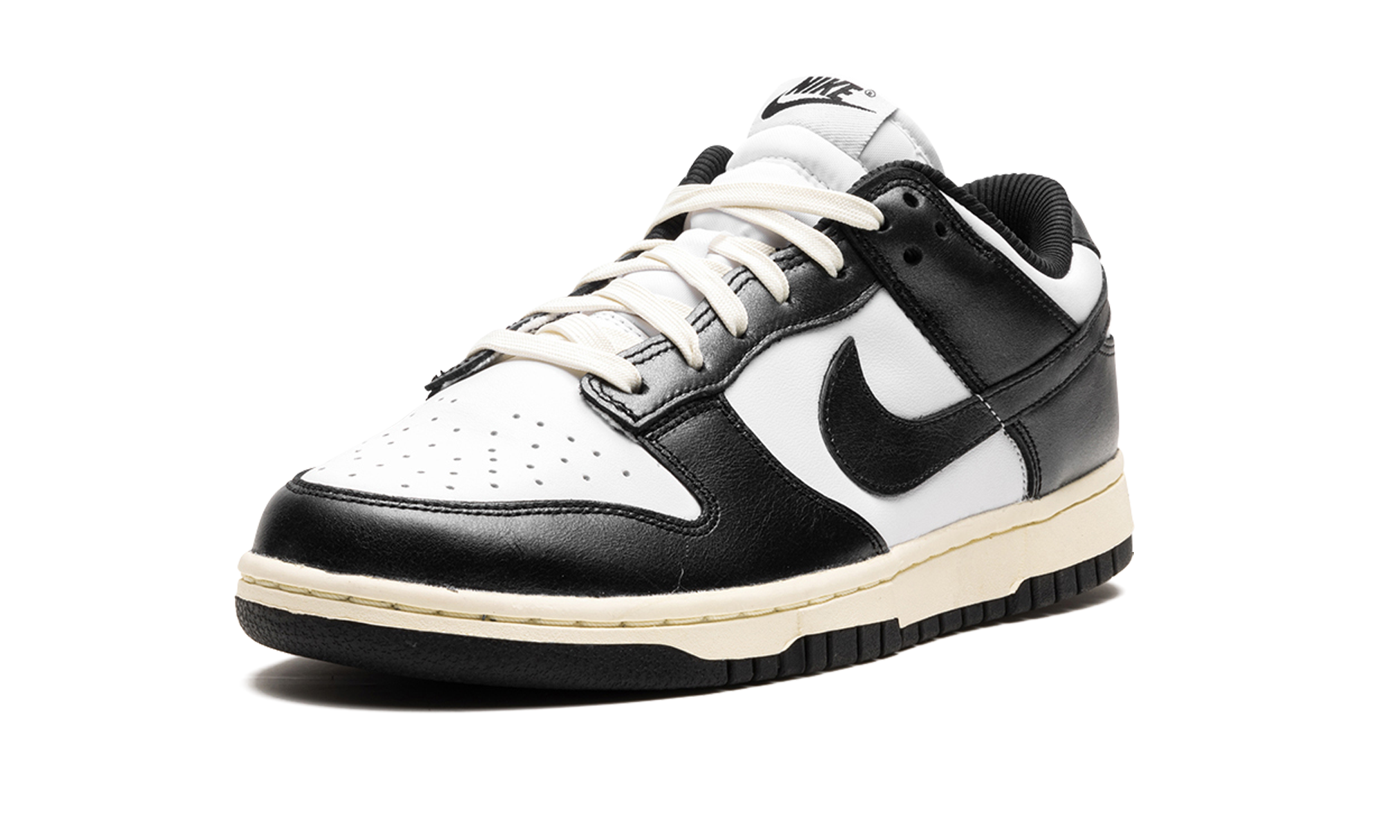 Nike Dunk Low Vintage Panda - resellguru.app