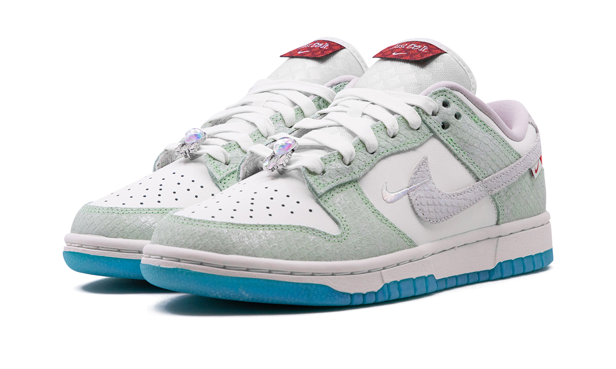 Nike Dunk Low LX Year of the Dragon (2024) - resellguru.app