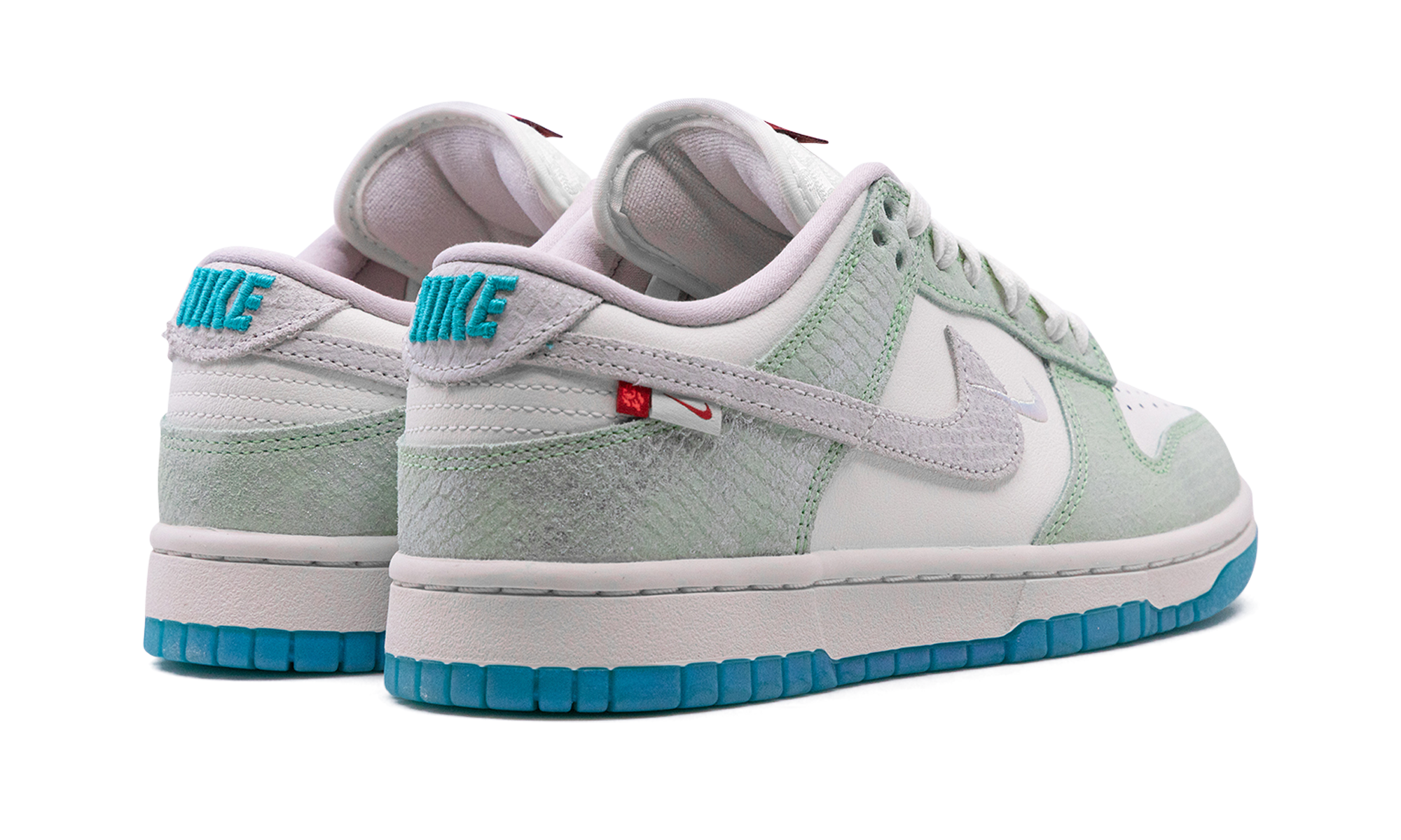 Nike Dunk Low LX Year of the Dragon (2024) - resellguru.app