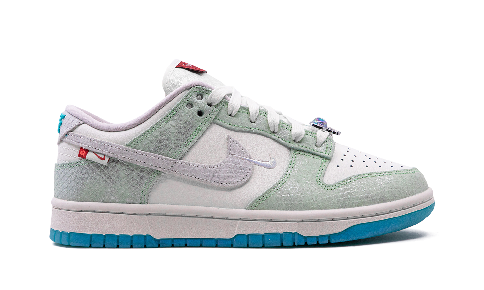 Nike Dunk Low LX Year of the Dragon (2024) - resellguru.app