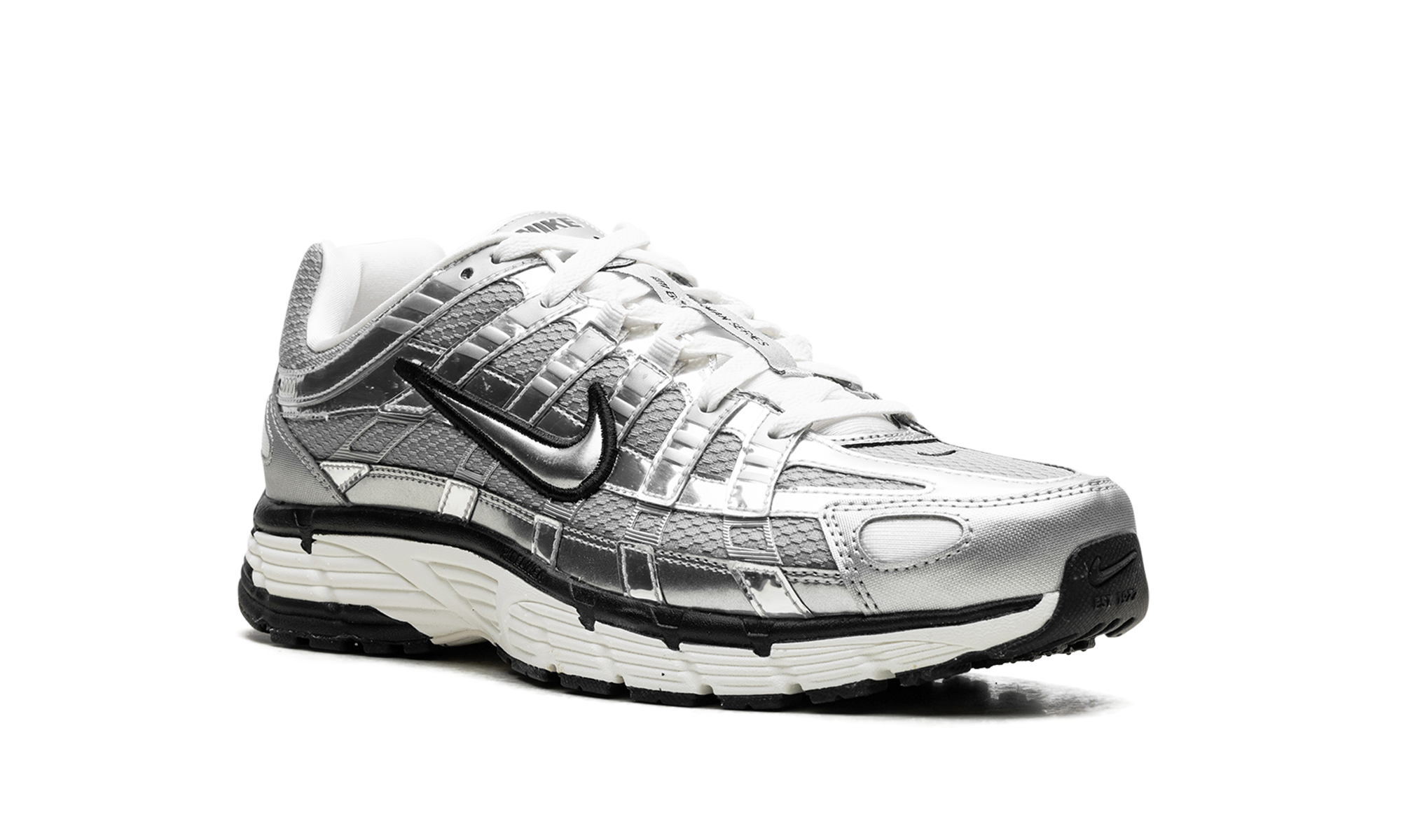 Nike P-6000 Metallic Silver - resellguru.app