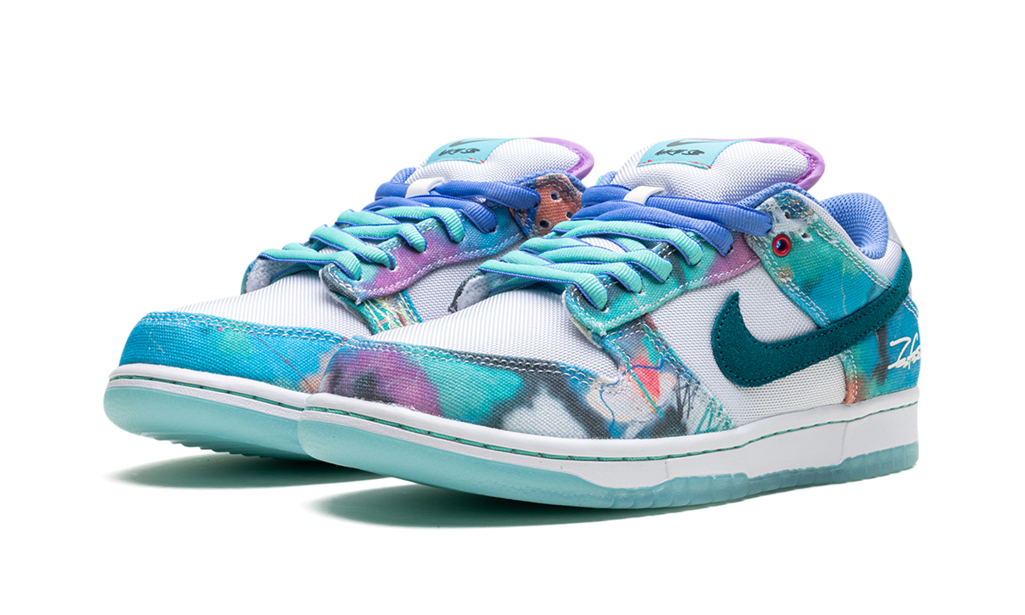 Nike SB Dunk Low Futura Laboratories Bleached Aqua - resellguru.app