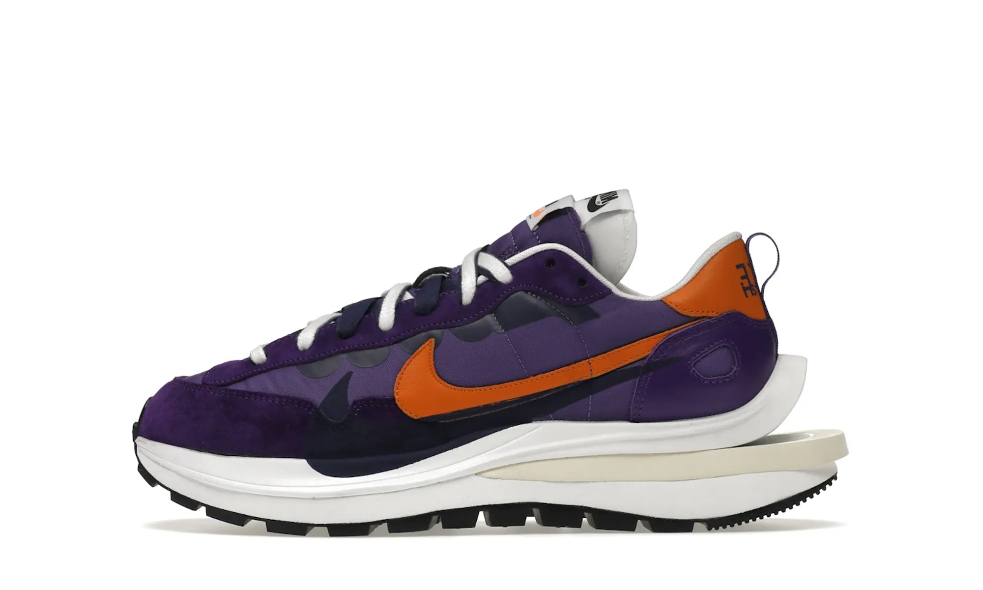Nike Vaporwaffle sacai Dark Iris - resellguru.app
