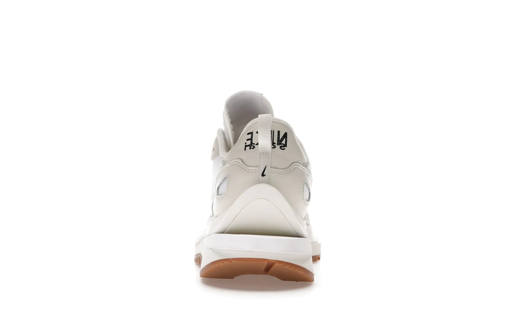 Nike Vaporwaffle sacai Sail Gum - resellguru.app