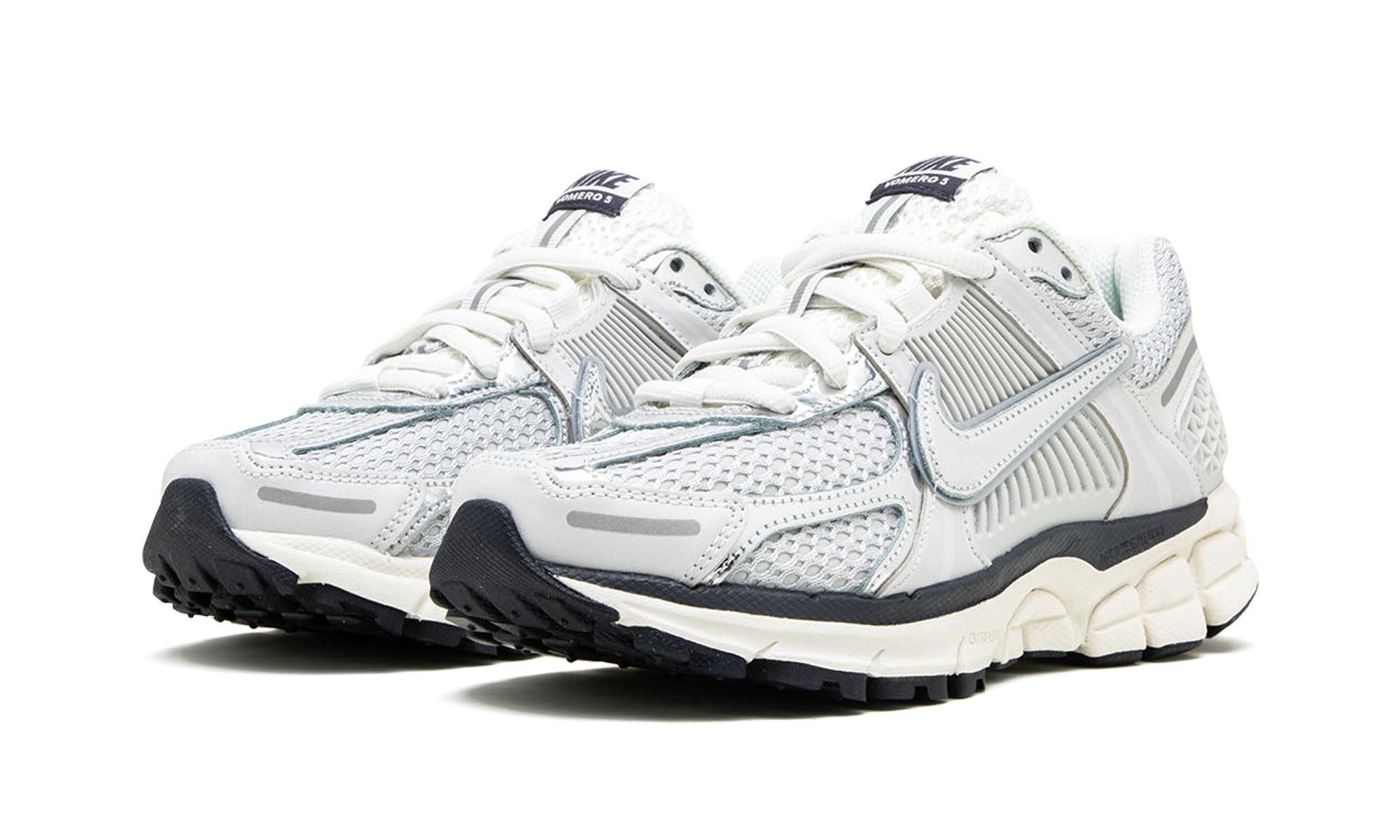 Nike Zoom Vomero 5 Photon Dust Metallic Silver - resellguru.app
