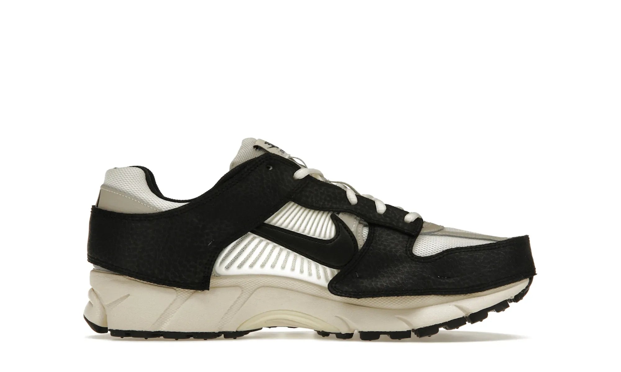 Nike Zoom Vomero 5 Timeless Panda Dunk - resellguru.app