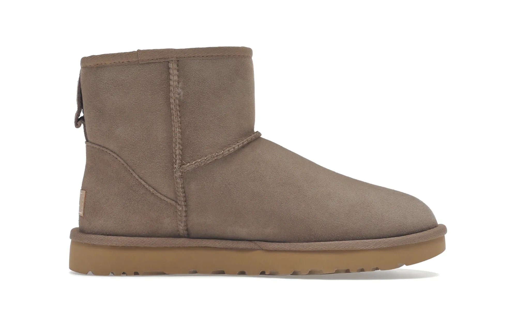 UGG Classic Mini II Boot Caribou - resellguru.app
