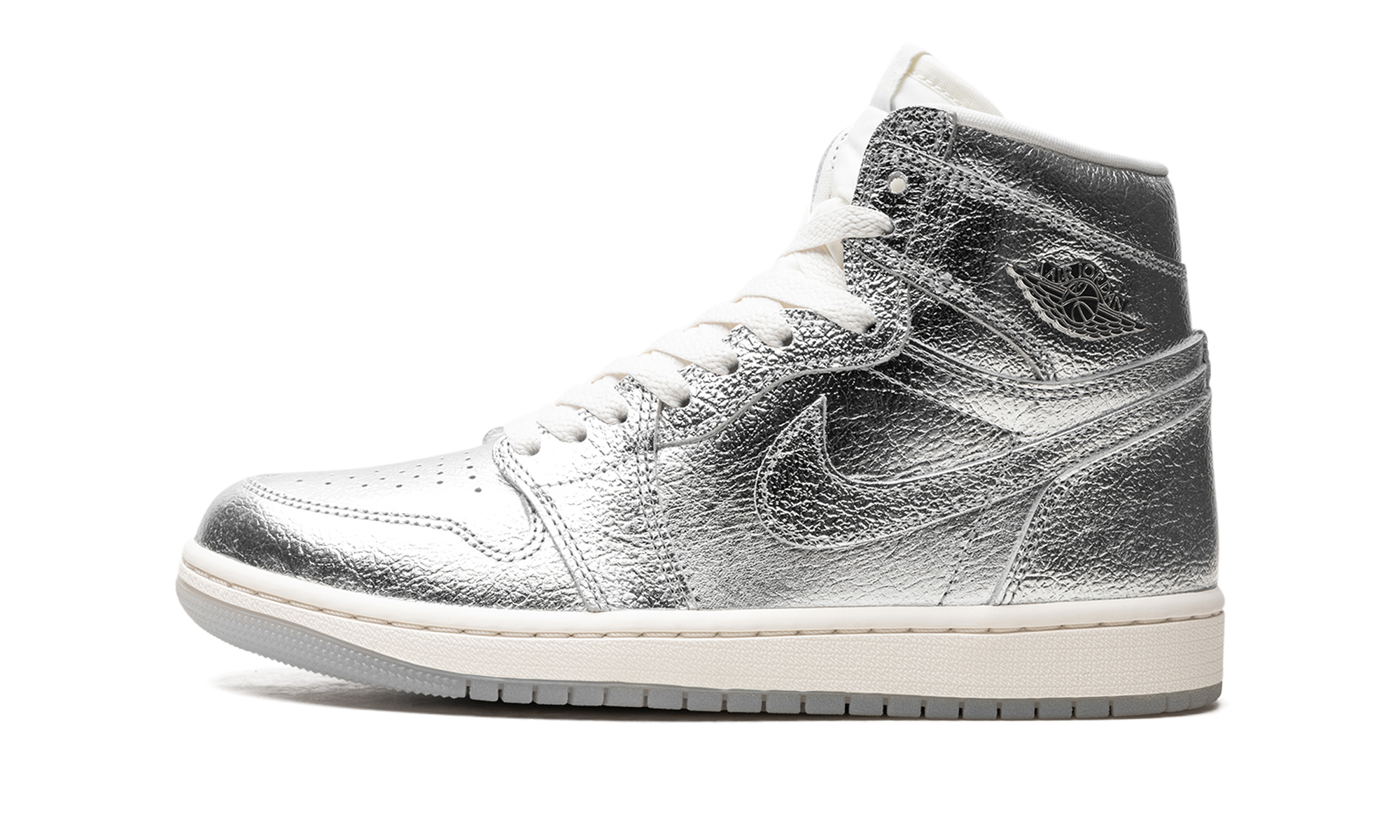 Air Jordan 1 Retro High OG Chrome - resellguru.app