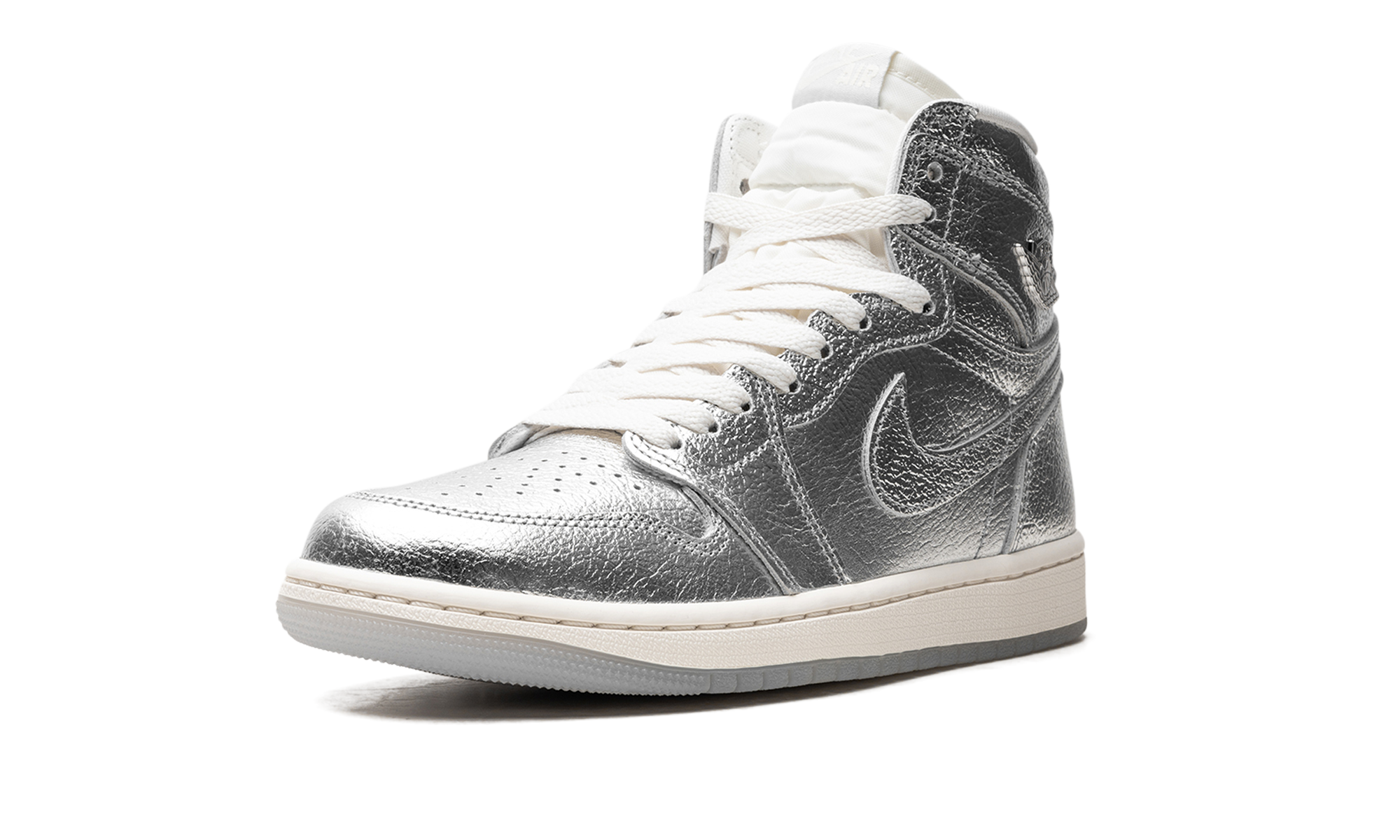 Air Jordan 1 Retro High OG Chrome - resellguru.app