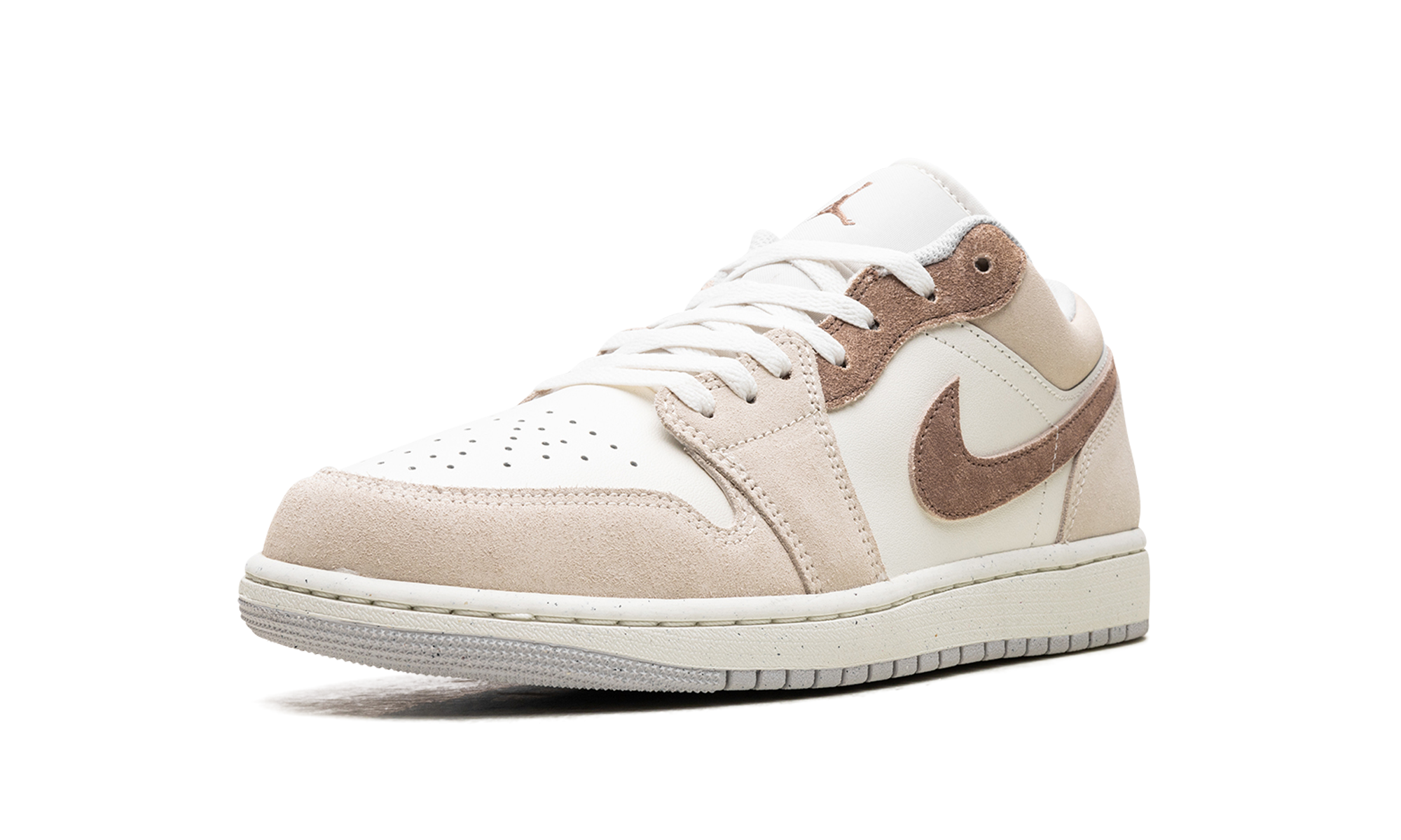 Air Jordan 1 Low SE Legend Light Brown - resellguru.app