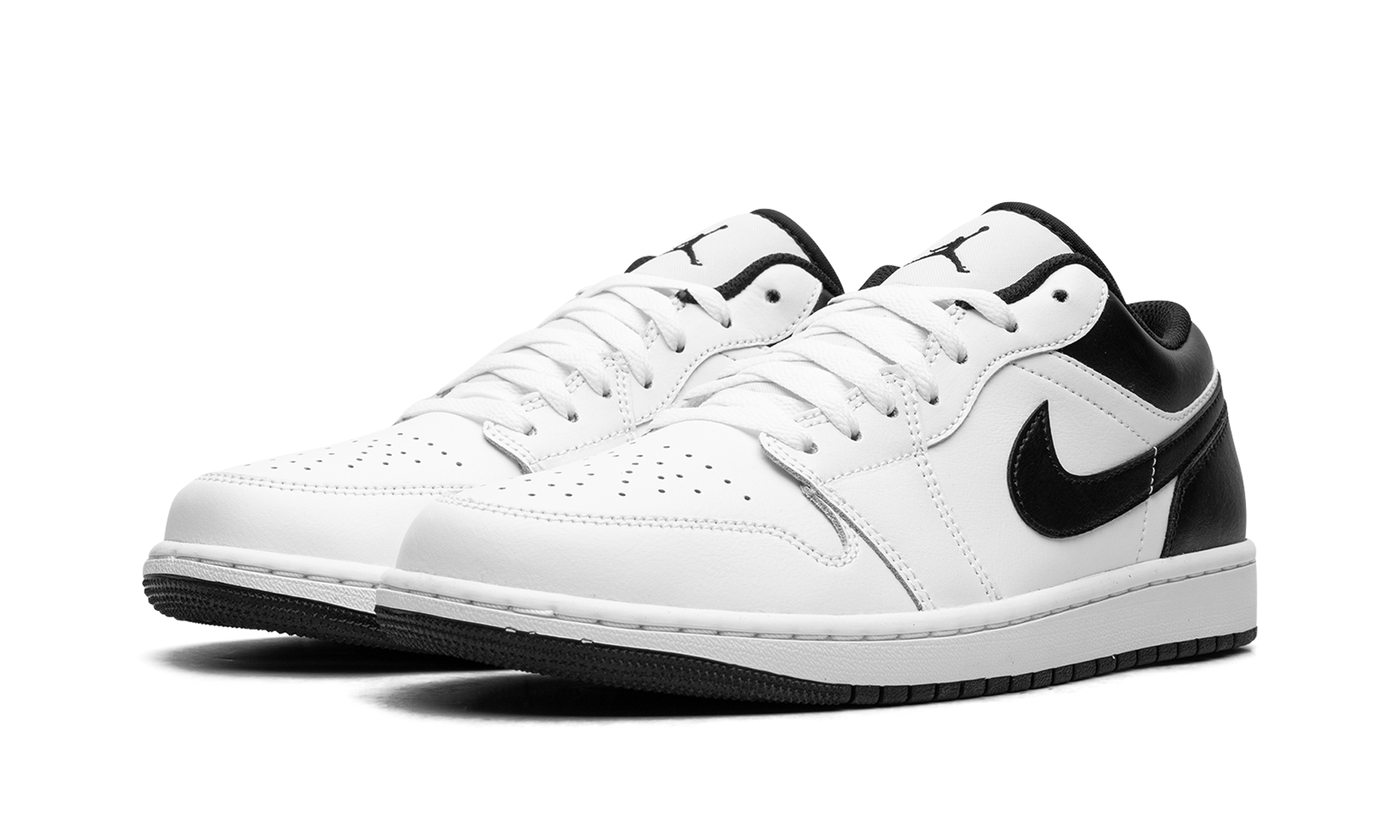 Air Jordan 1 Low White Black - resellguru.app