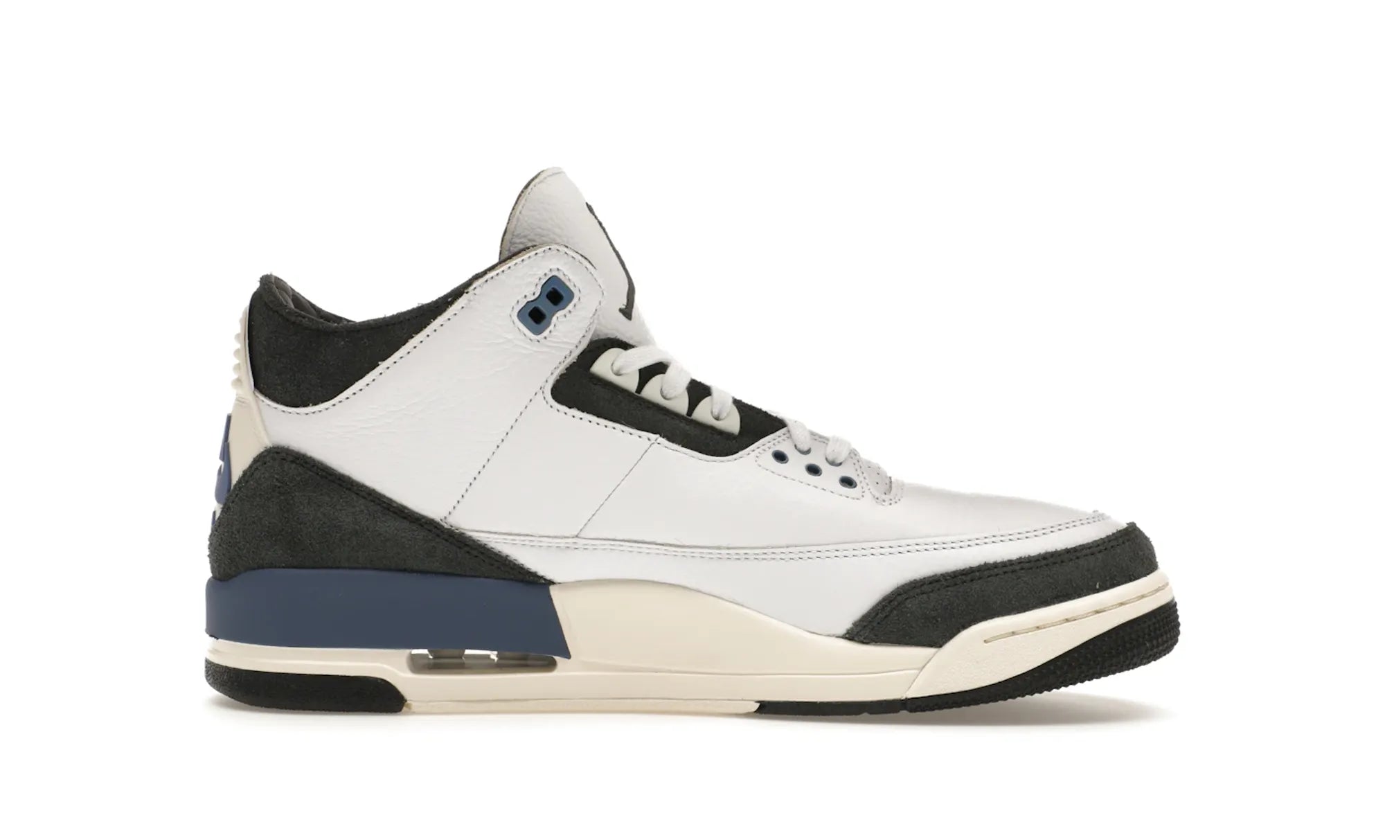 Air Jordan 3 Retro OG SP A Ma Maniére Diffused Blue Diffused Blue - resellguru.app