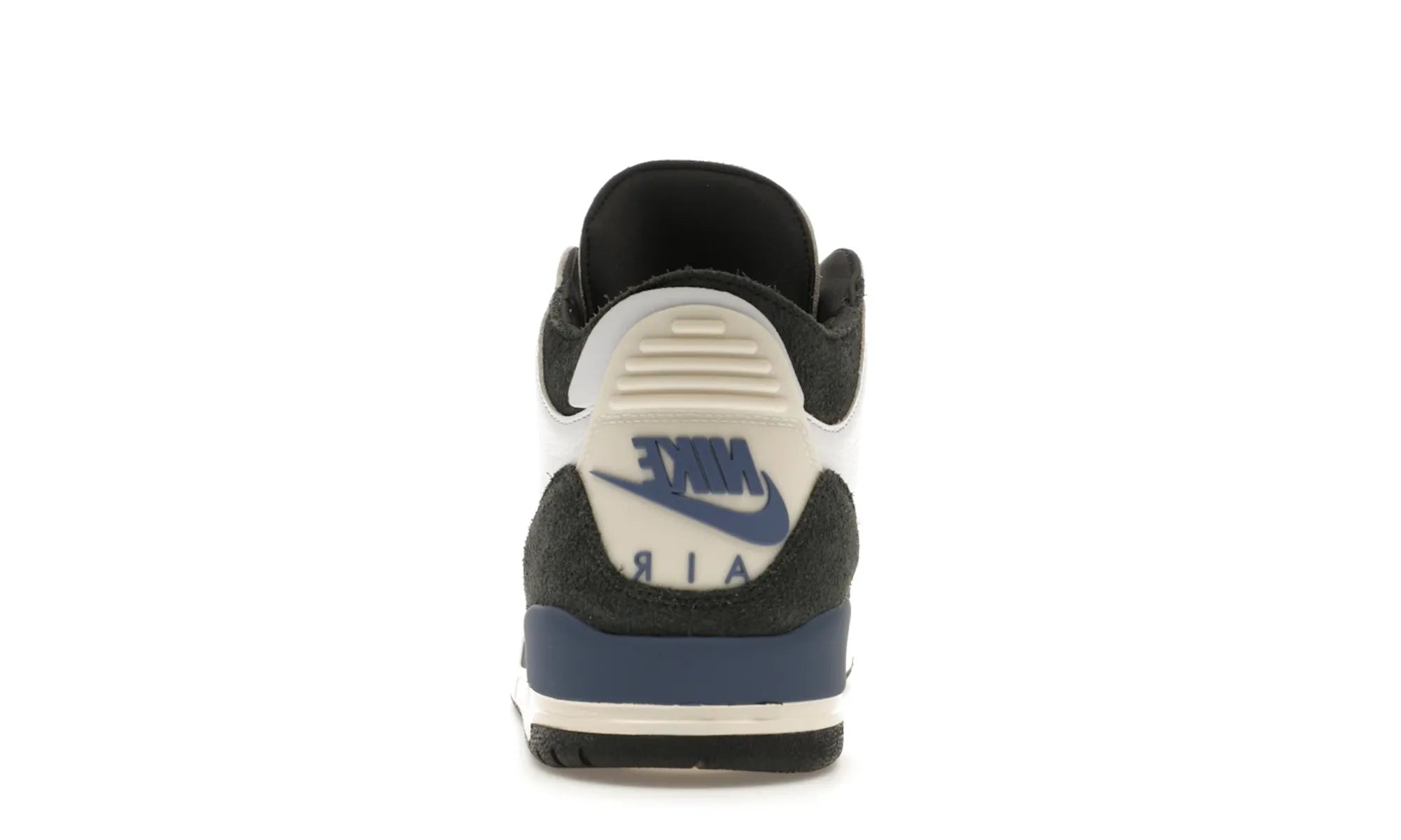 Air Jordan 3 Retro OG SP A Ma Maniére Diffused Blue Diffused Blue - resellguru.app