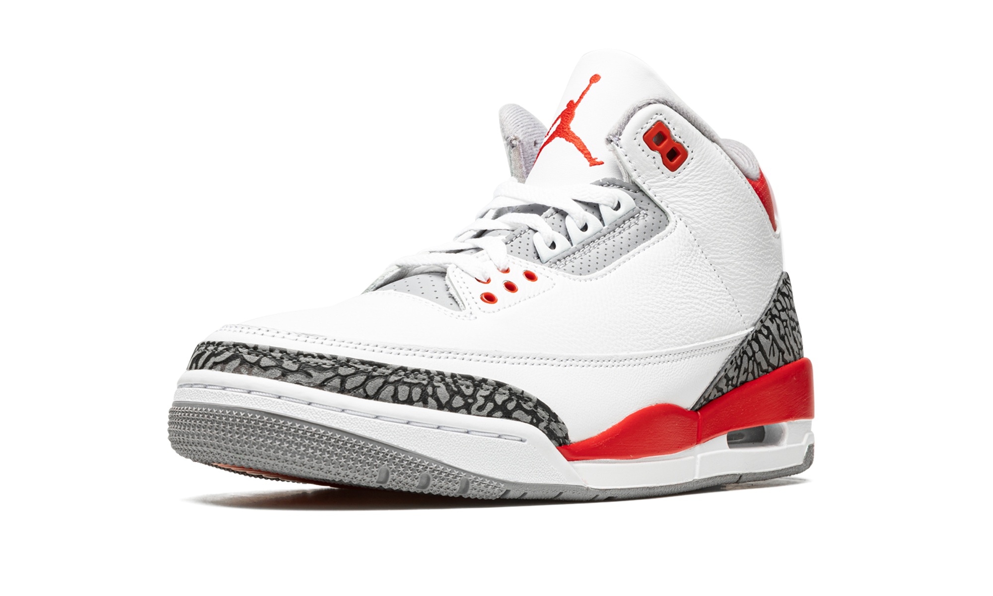 Air Jordan 3 Retro Fire Red (2022) - resellguru.app