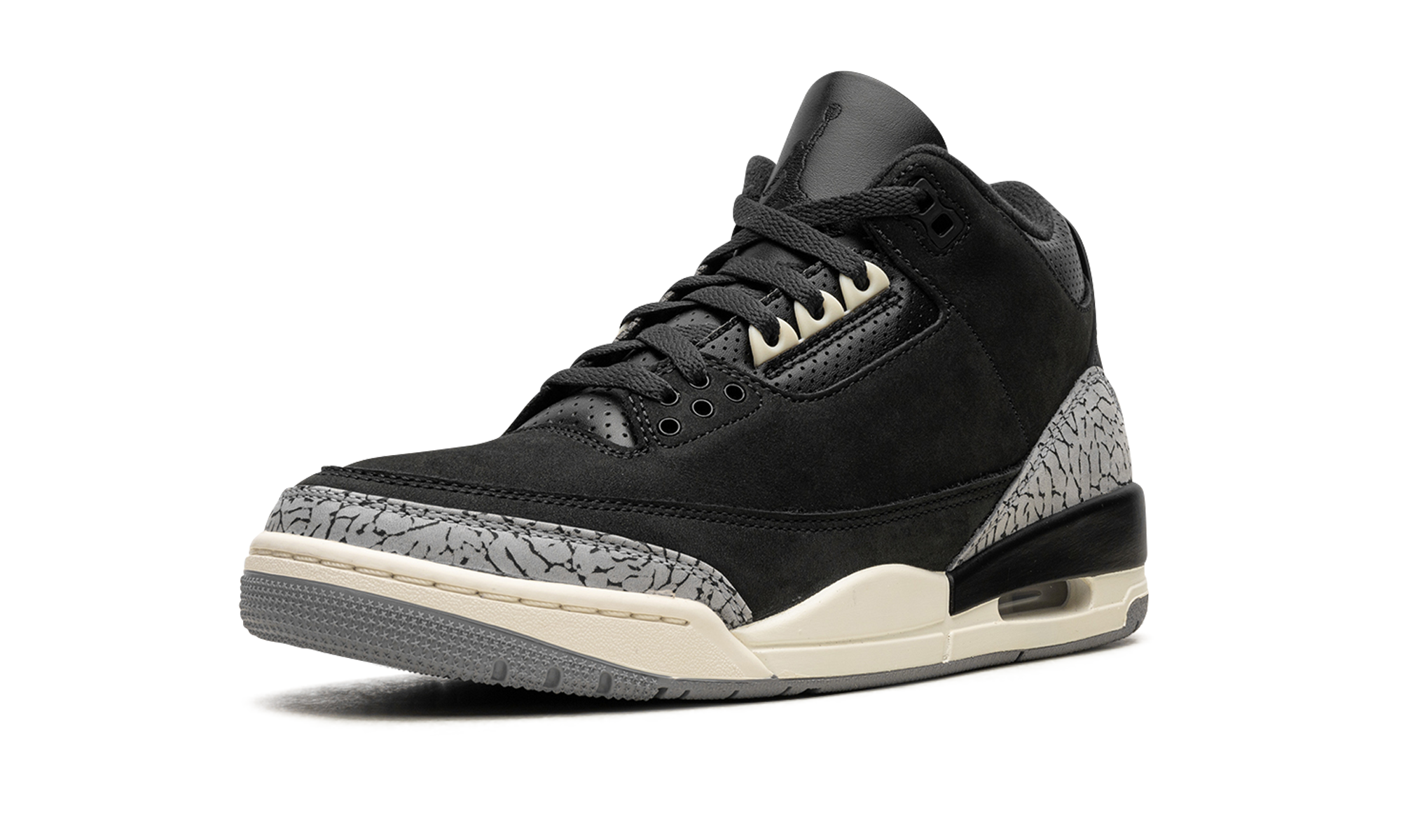 Air Jordan 3 Retro Off Noir - resellguru.app