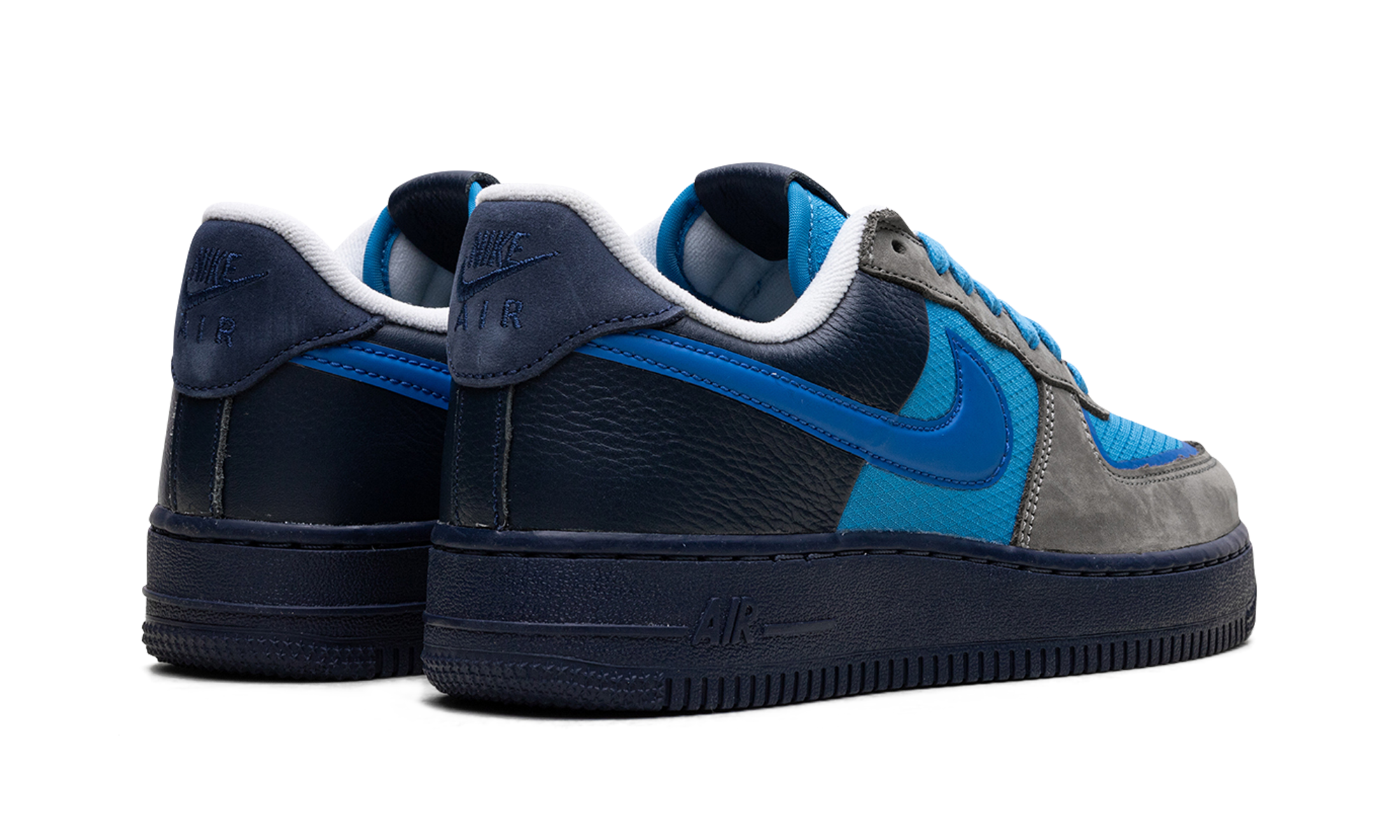 Nike Air Force 1 Low SP Stash (2024) - resellguru.app
