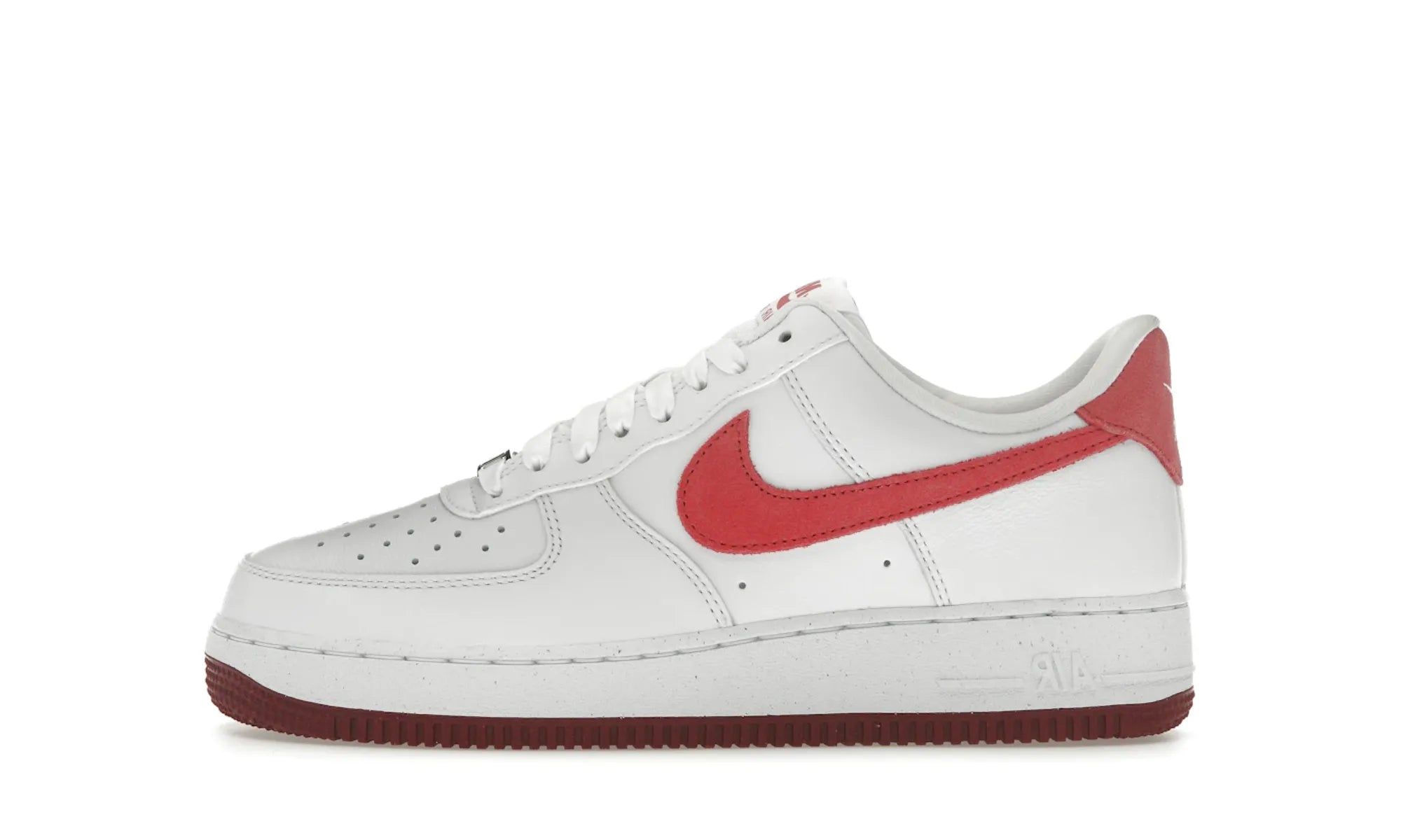 Nike Air Force 1 Low '07 XLD Valentine's Day 2024 - resellguru.app