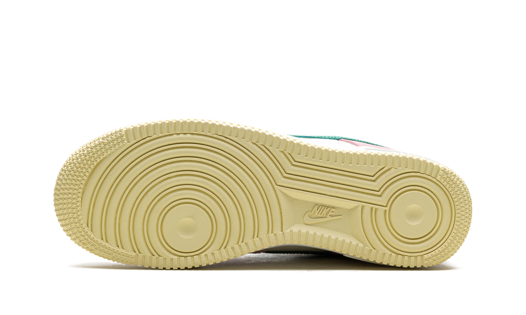 Nike Air Force 1 Low '07 LV8 Medium Soft Pink Malachite - resellguru.app