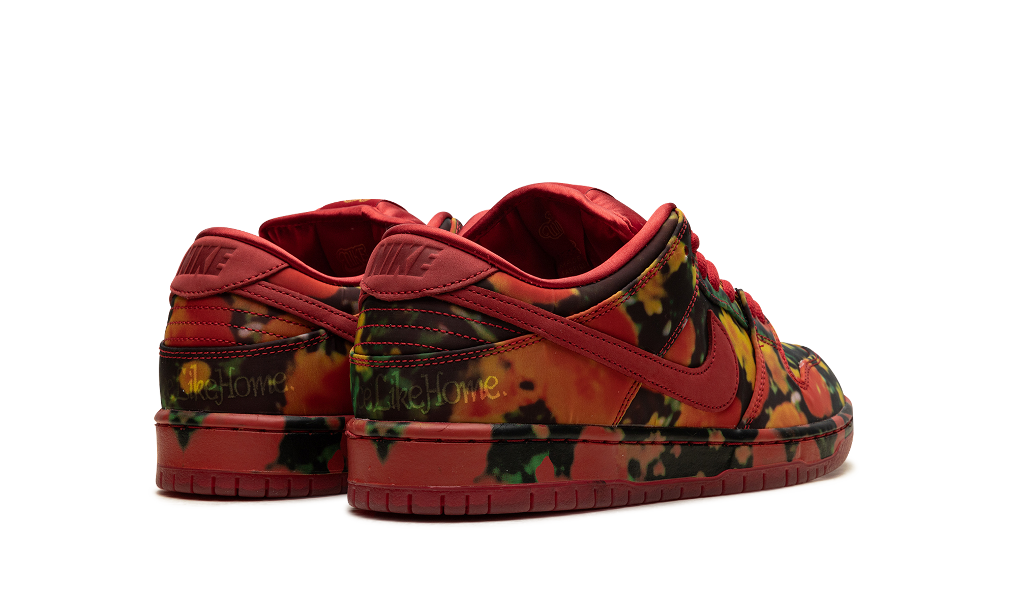 Nike SB Dunk Low The Wizard of Oz Poppy Field - resellguru.app