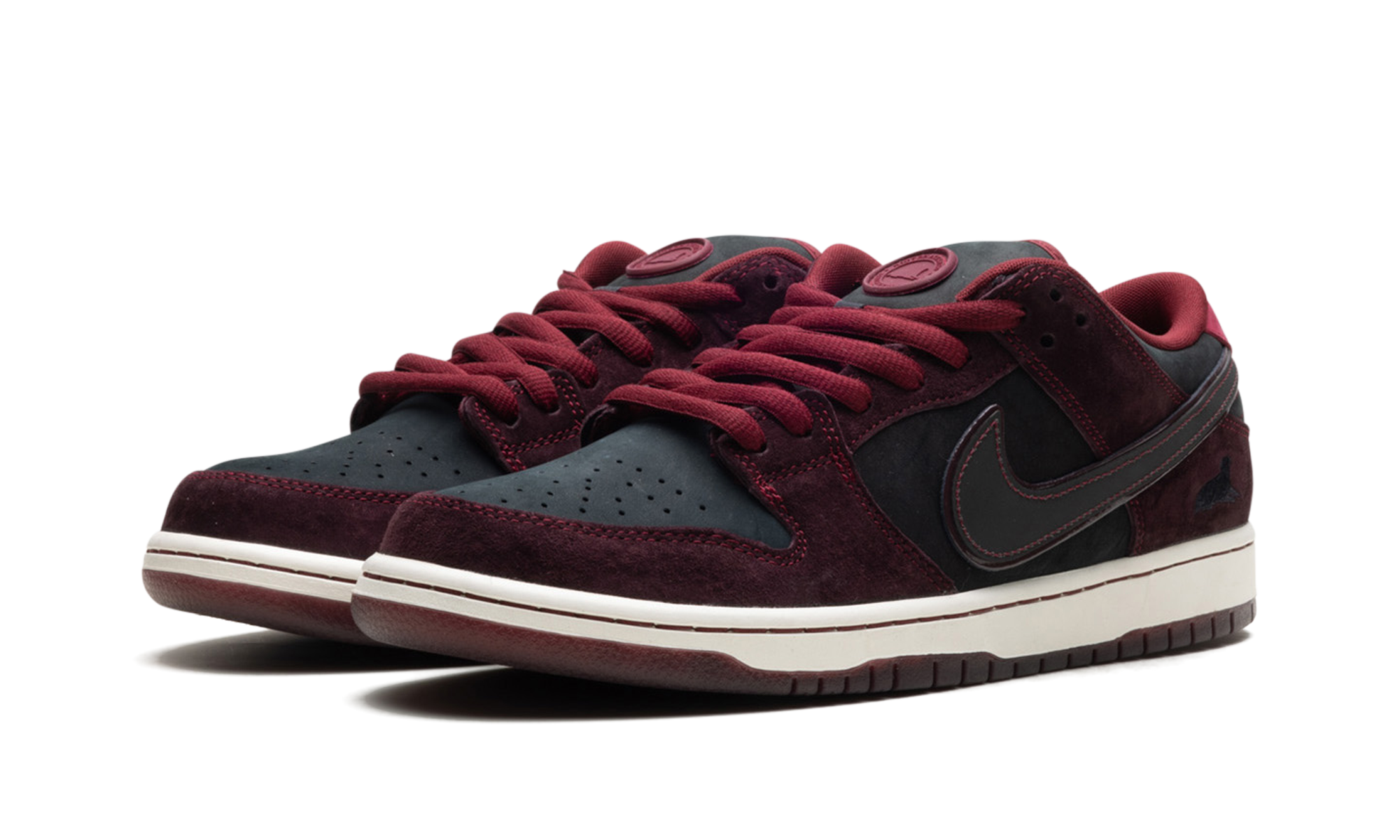Nike SB Dunk Low Riot Skateshop - resellguru.app