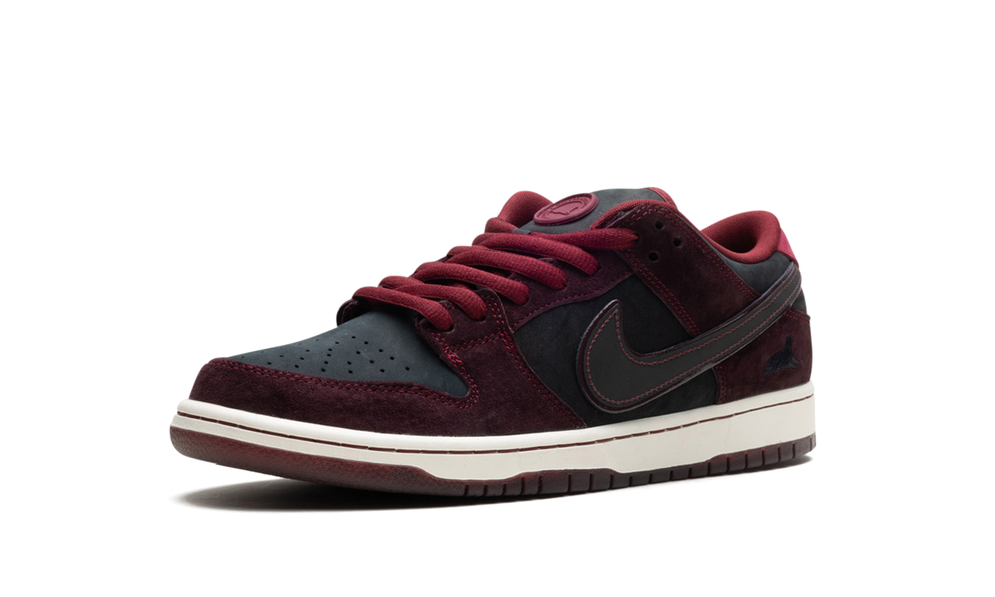Nike SB Dunk Low Riot Skateshop - resellguru.app