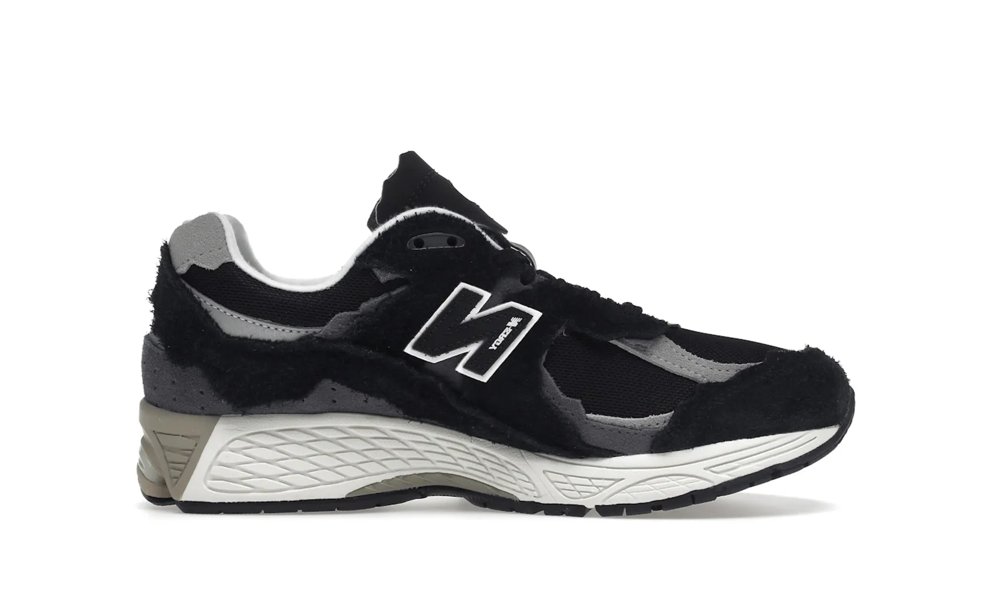 New Balance 2002R Protection Pack Black Grey - resellguru.app