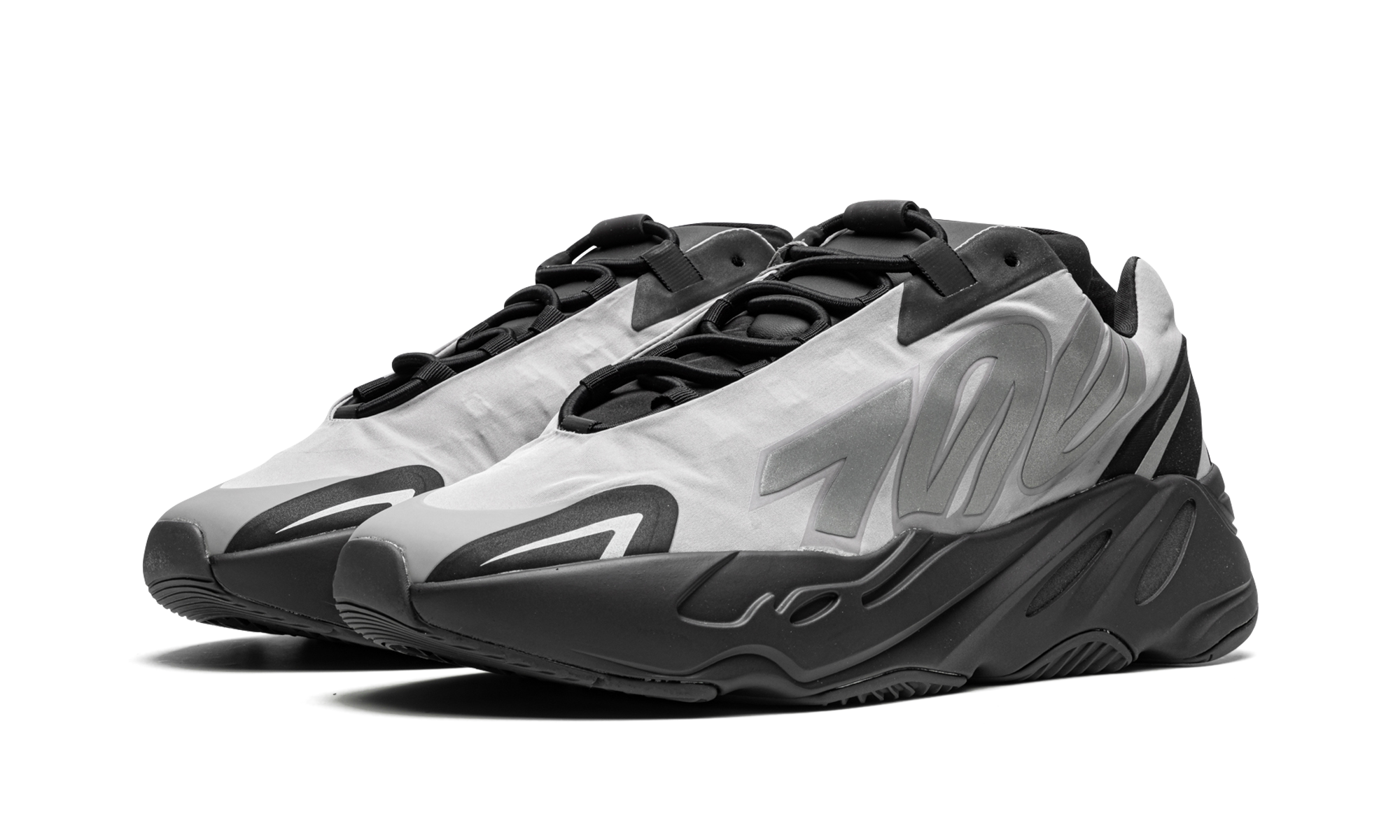 Adidas Yeezy Boost 700 MNVN Metallic - resellguru.app