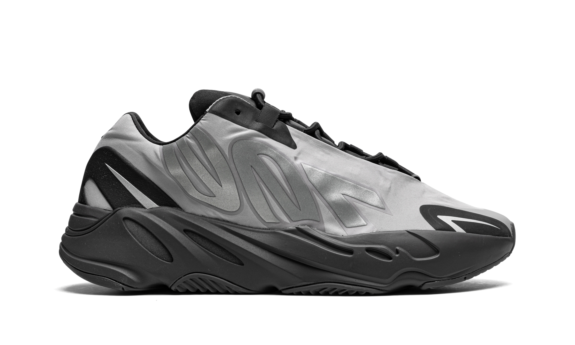 Adidas Yeezy Boost 700 MNVN Metallic - resellguru.app