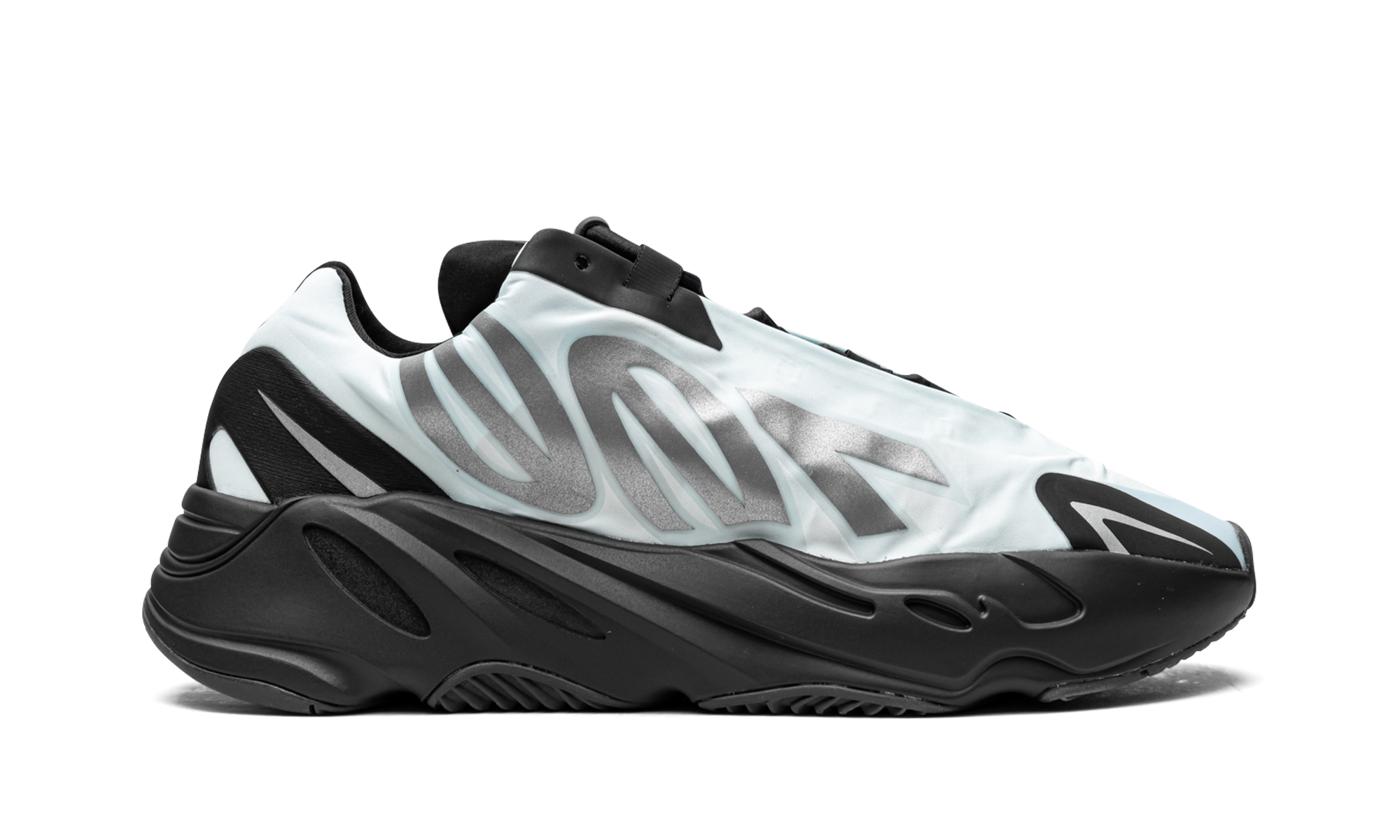 Adidas Yeezy Boost 700 MNVN Blue Tint - resellguru.app
