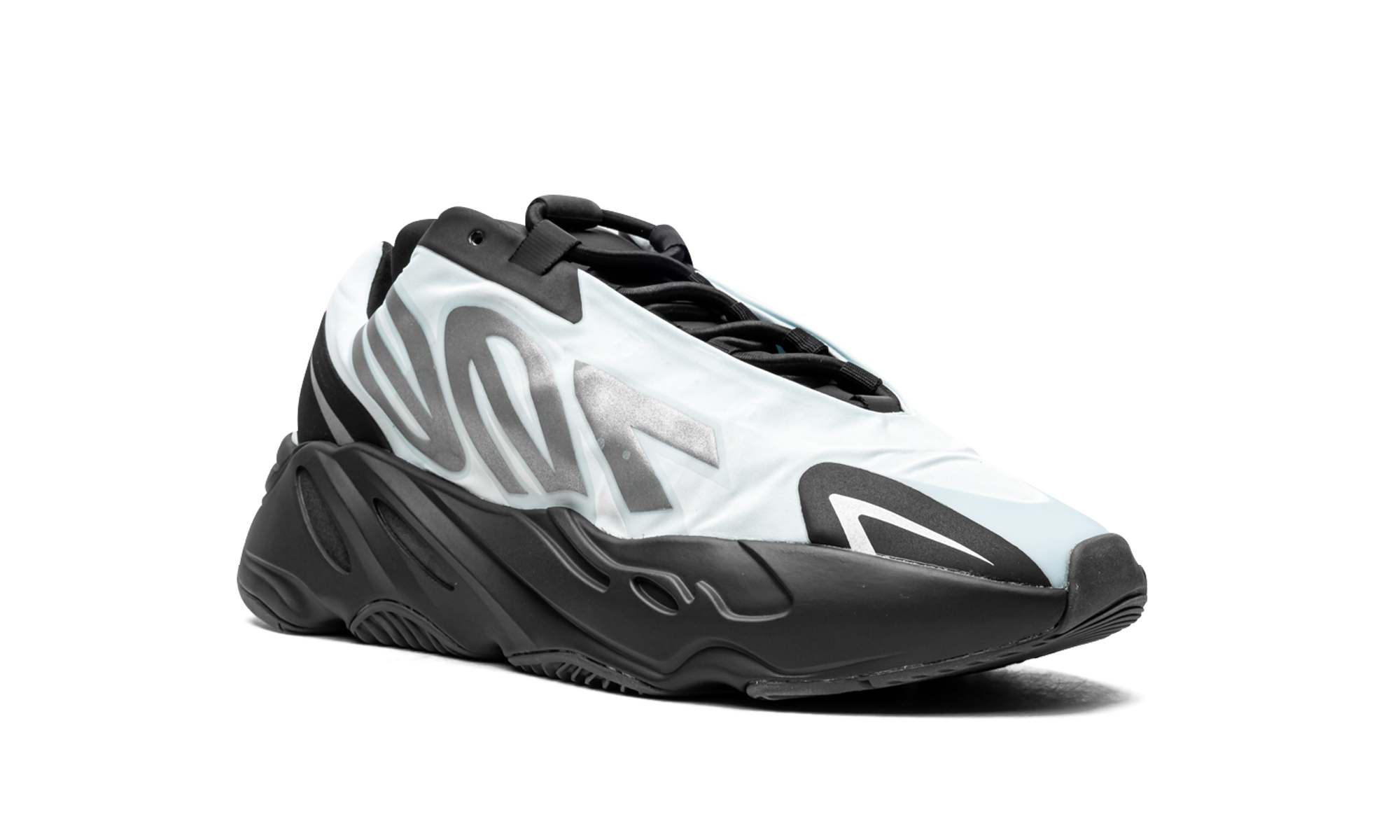 Adidas Yeezy Boost 700 MNVN Blue Tint - resellguru.app