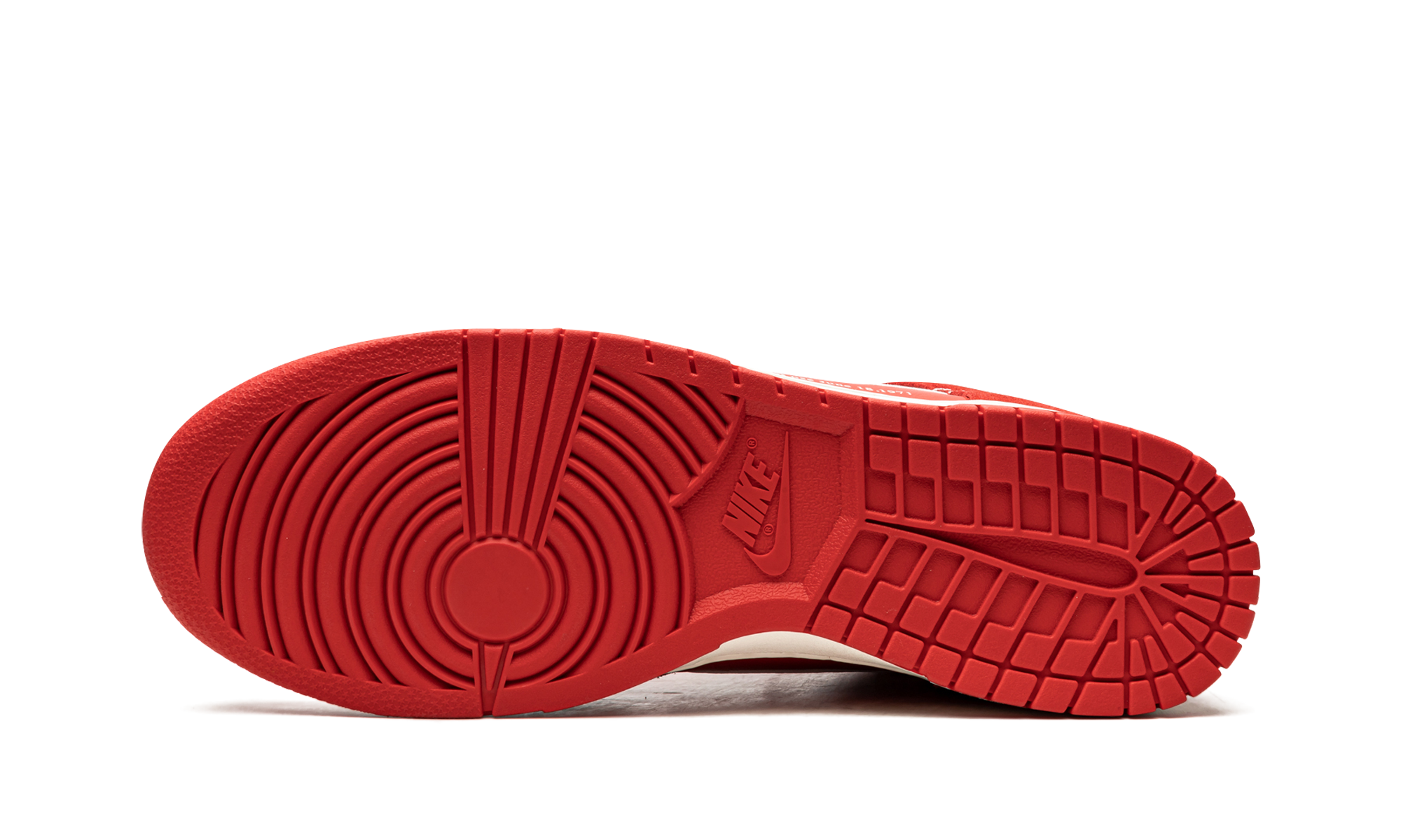 Nike Dunk High First Use Red - resellguru.app