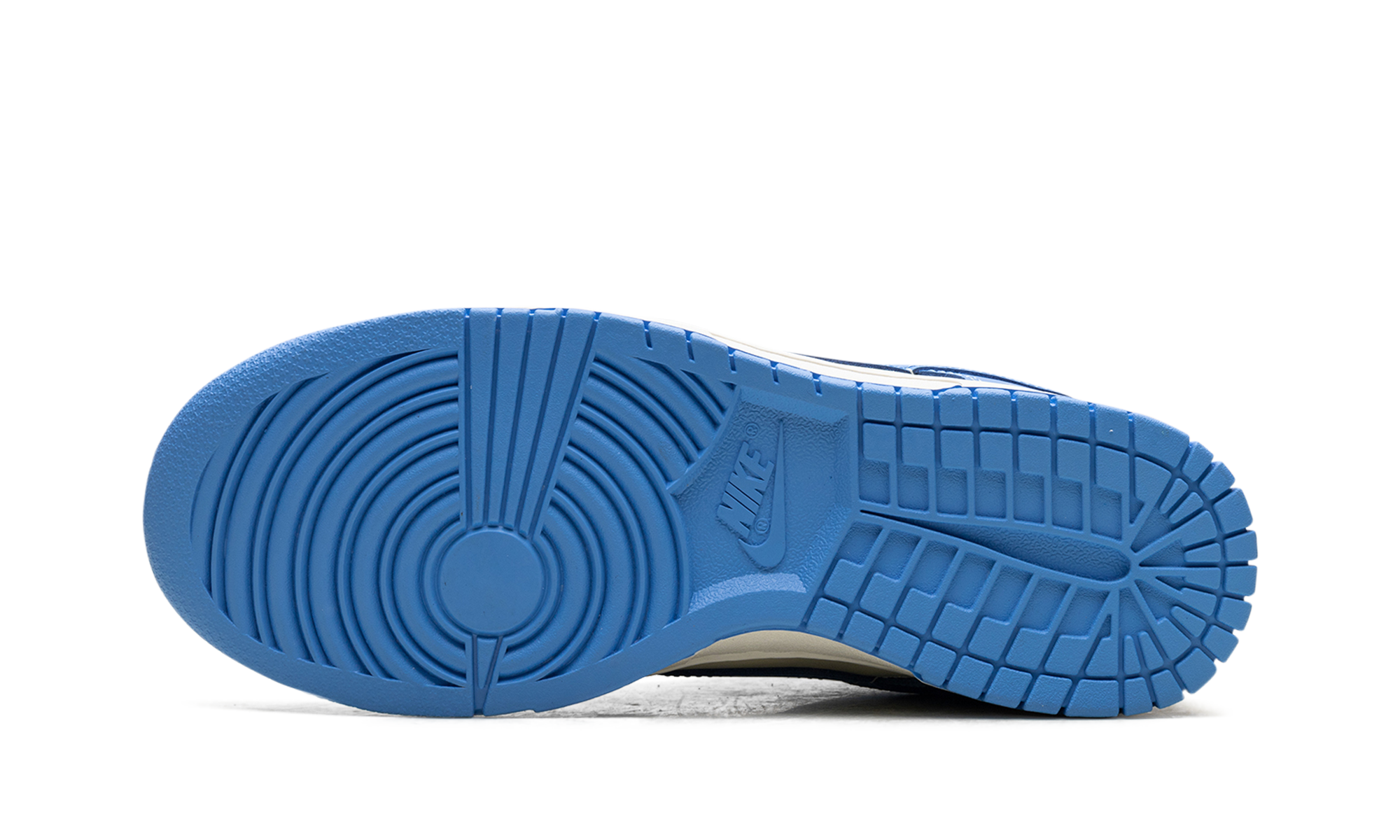 Nike Dunk Low Retro University Blue - resellguru.app