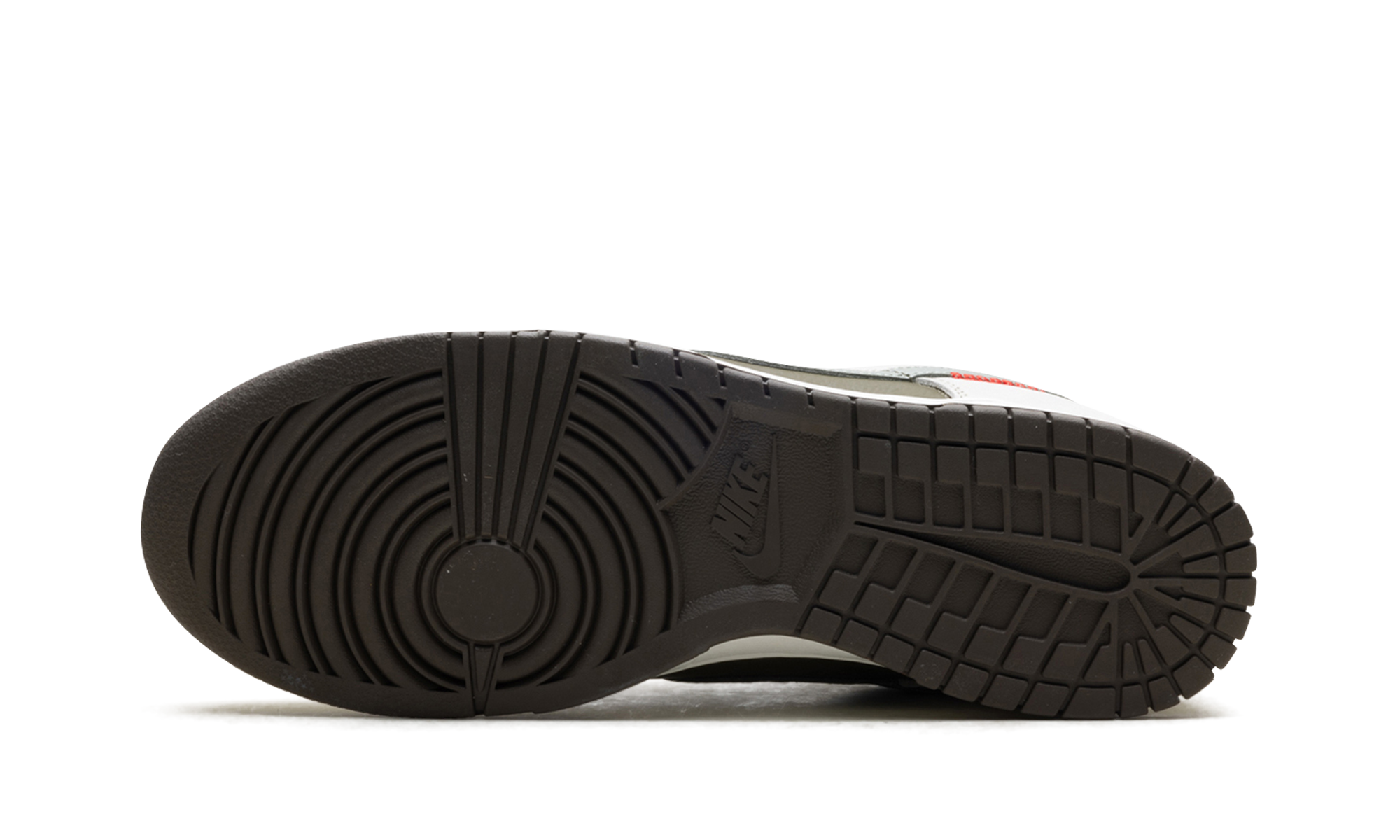 Nike Dunk Low Retro Year of the Snake (2025) - resellguru.app