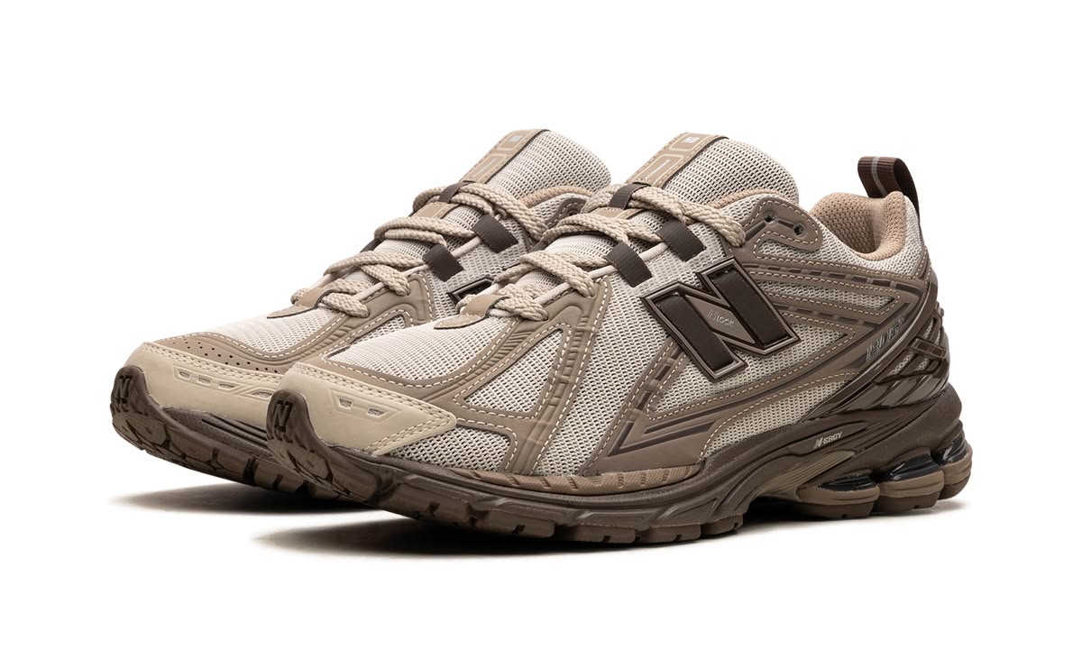 New Balance 1906R Driftwood Dark Mushroom