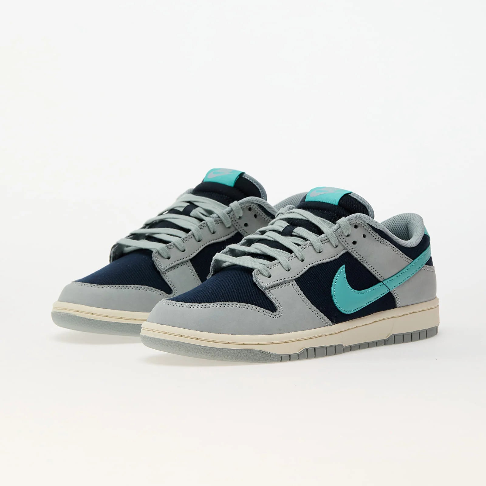 Nike Dunk Low Retro Premium Light Pumice Green Frost