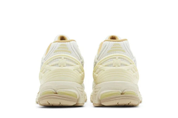 New Balance 1906R Lunar New Year White